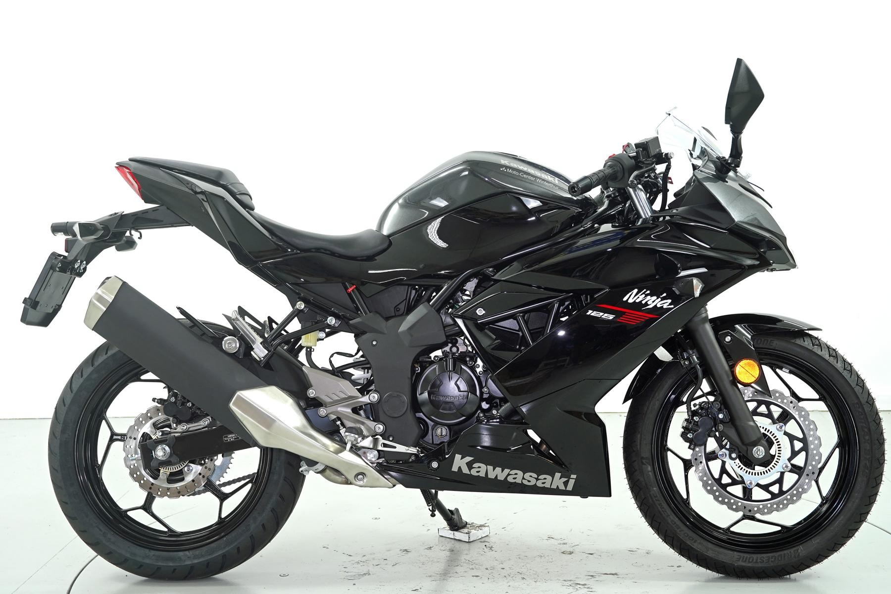 KAWASAKI Ninja 125 ABS-showroom-element-3