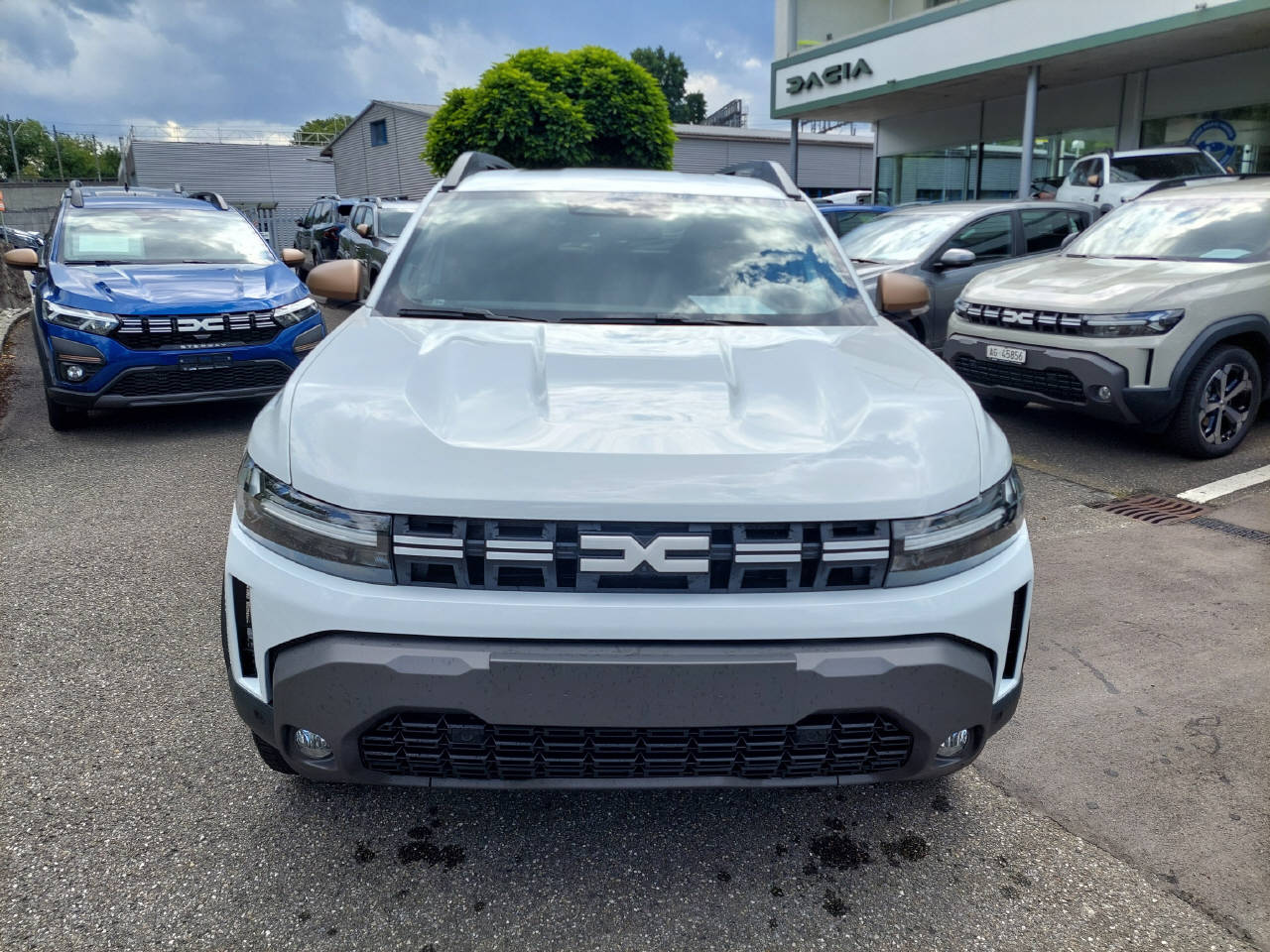 DACIA Duster 1.2 Hybrid Extreme 4WD-image-1