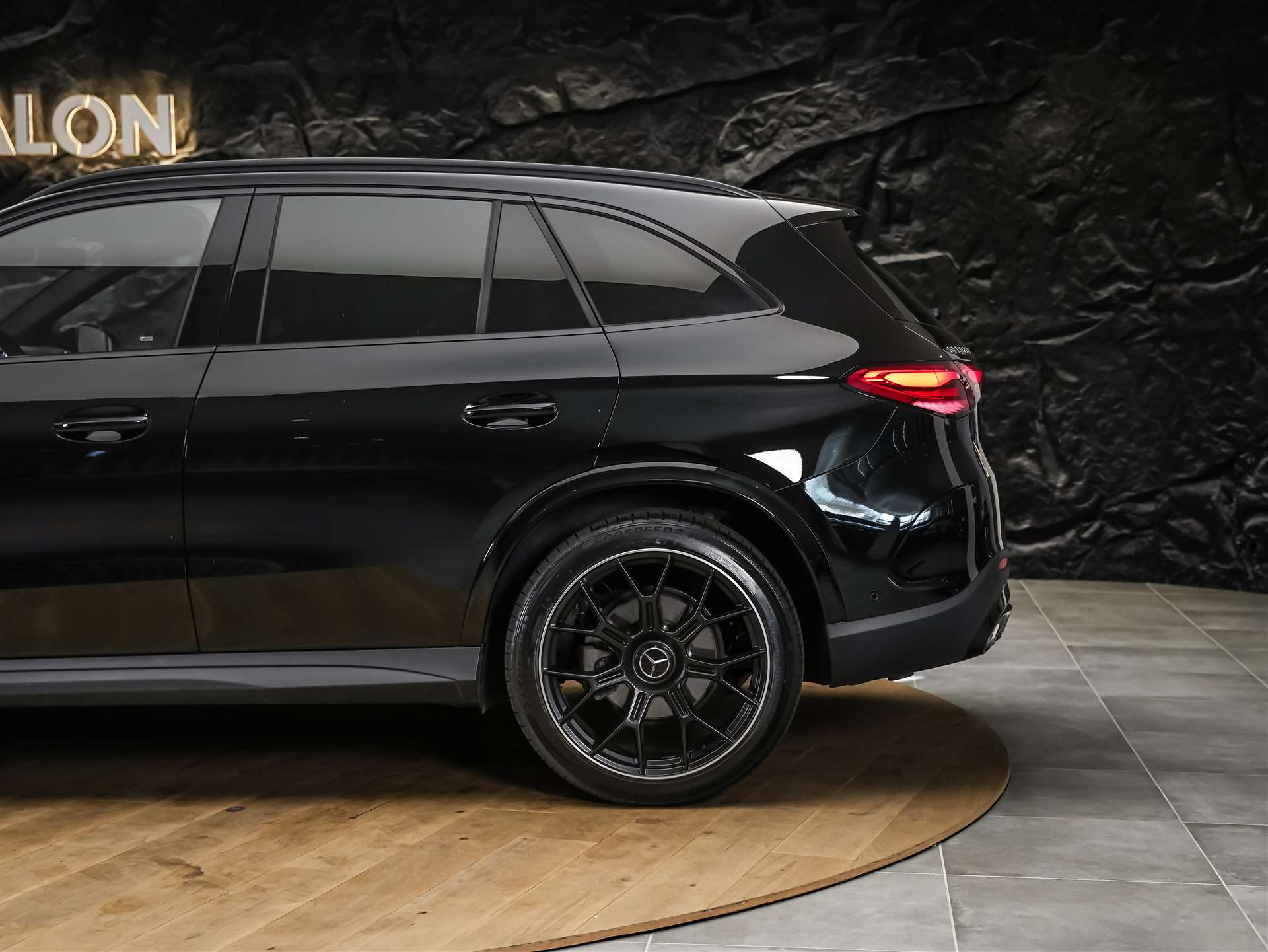 MERCEDES-BENZ GLC 220 d 4Matic 9G-Tronic *Digital Light*Abstandsregler*21" Felgen*360° Kamera*-image-16