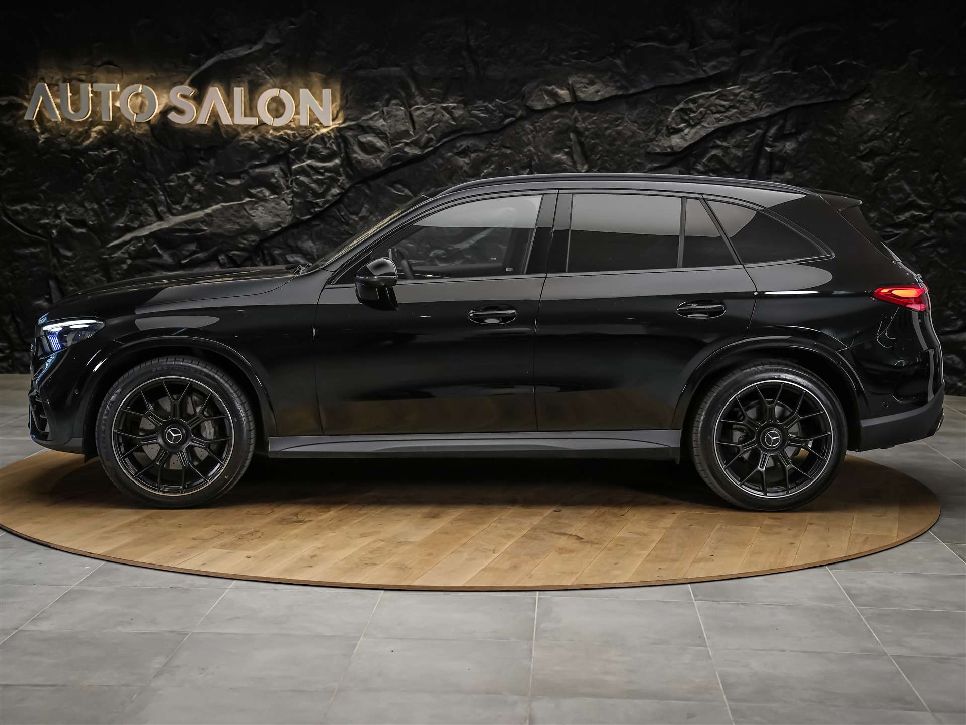 MERCEDES-BENZ GLC 220 d 4Matic 9G-Tronic *Digital Light*Abstandsregler*21" Felgen*360° Kamera*-showroom-element-1