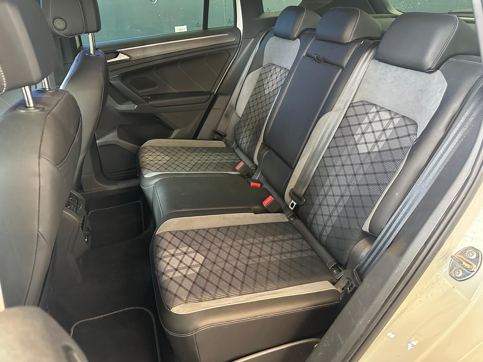 VW Tiguan 2.0TSI R-Line 4Motion DSG-image-11