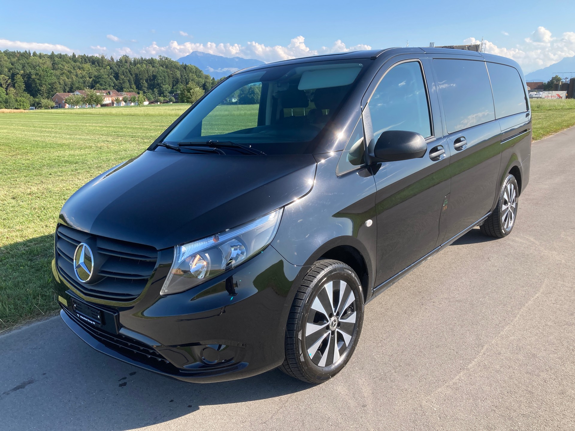 MERCEDES-BENZ Vito 116 CDI Tourer 4Matic 9G-Tronic 9 Sitzer