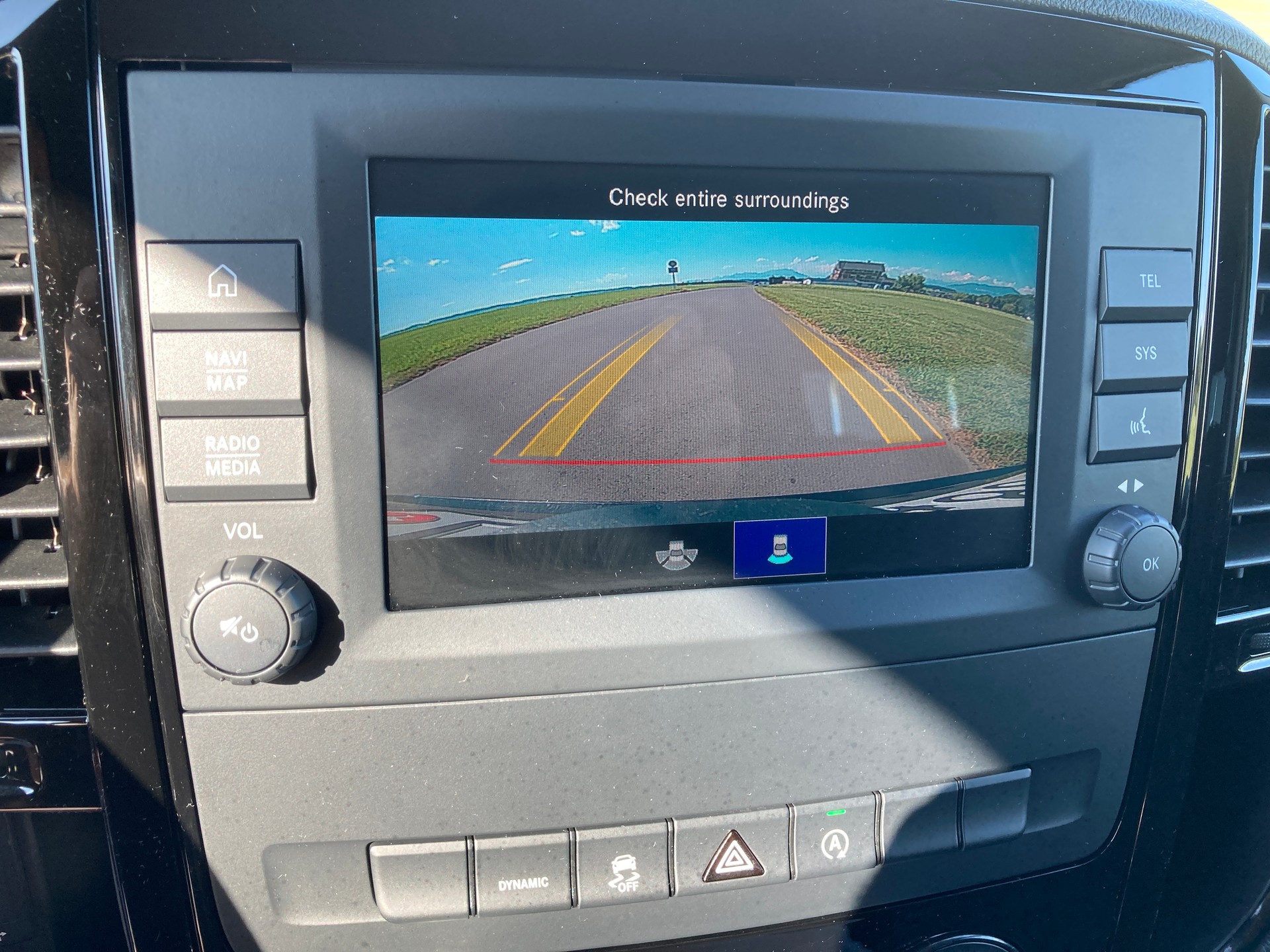 MERCEDES-BENZ Vito 116 CDI Tourer 4Matic 9G-Tronic 9 Sitzer-image-12