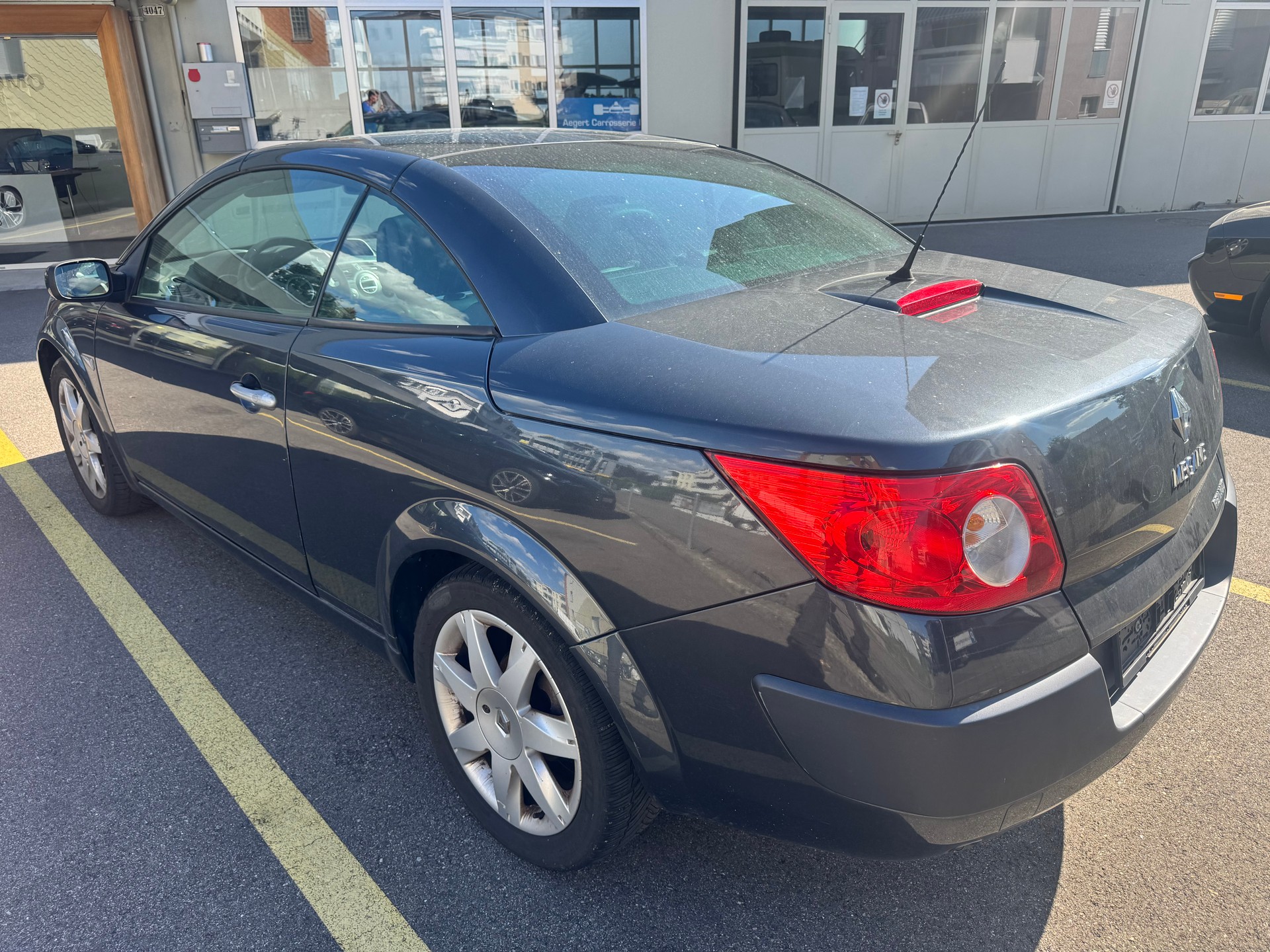 RENAULT Mégane C-C 1.9 dCi Dynamique Confort-image-5