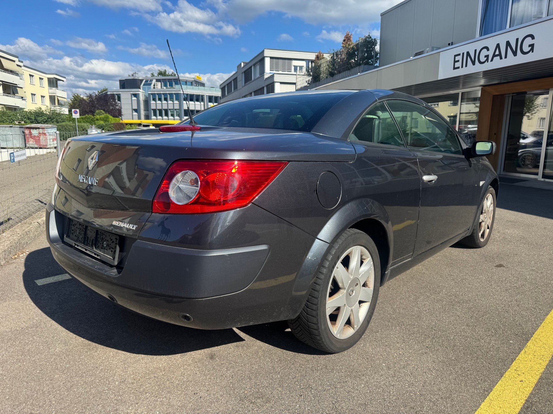 RENAULT Mégane C-C 1.9 dCi Dynamique Confort-image-6