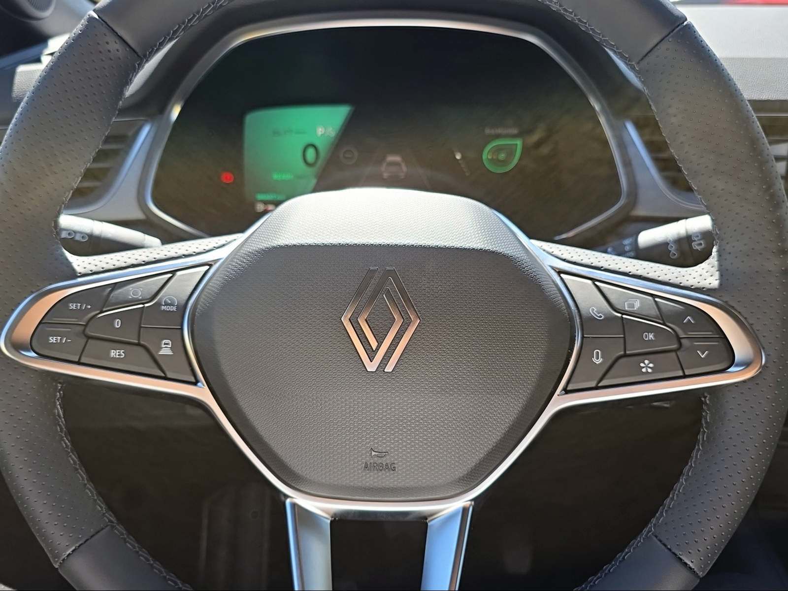 RENAULT Symbioz 1.8 E-Tech techno-image-11