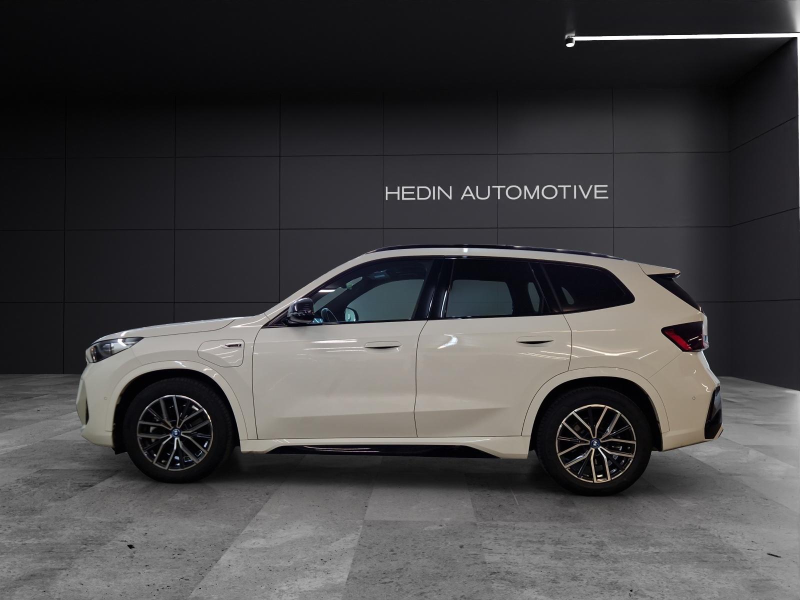 BMW X1 30e xDrive-image-1