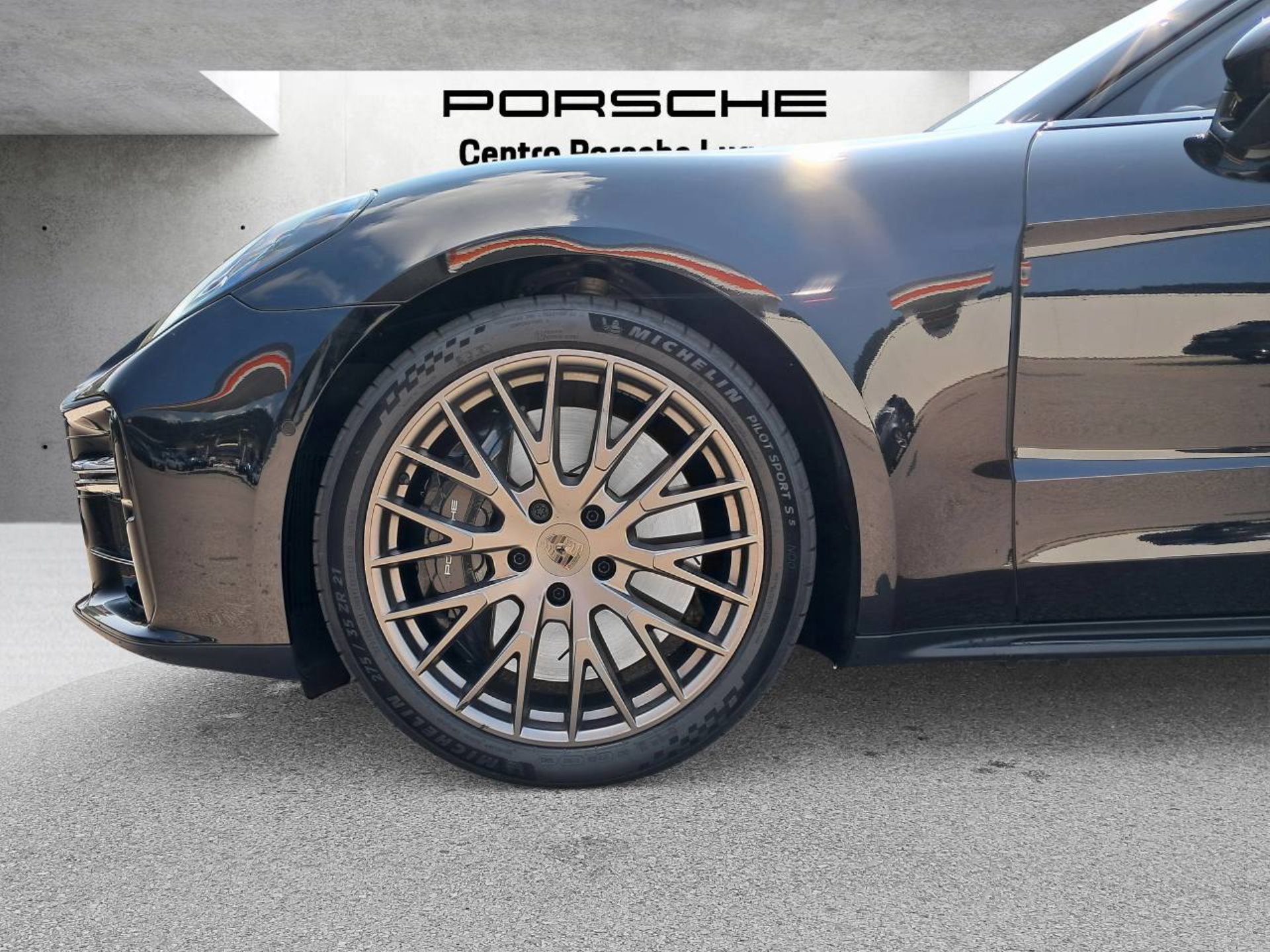 PORSCHE Panamera Turbo E-Hybrid (MY24)-image-11