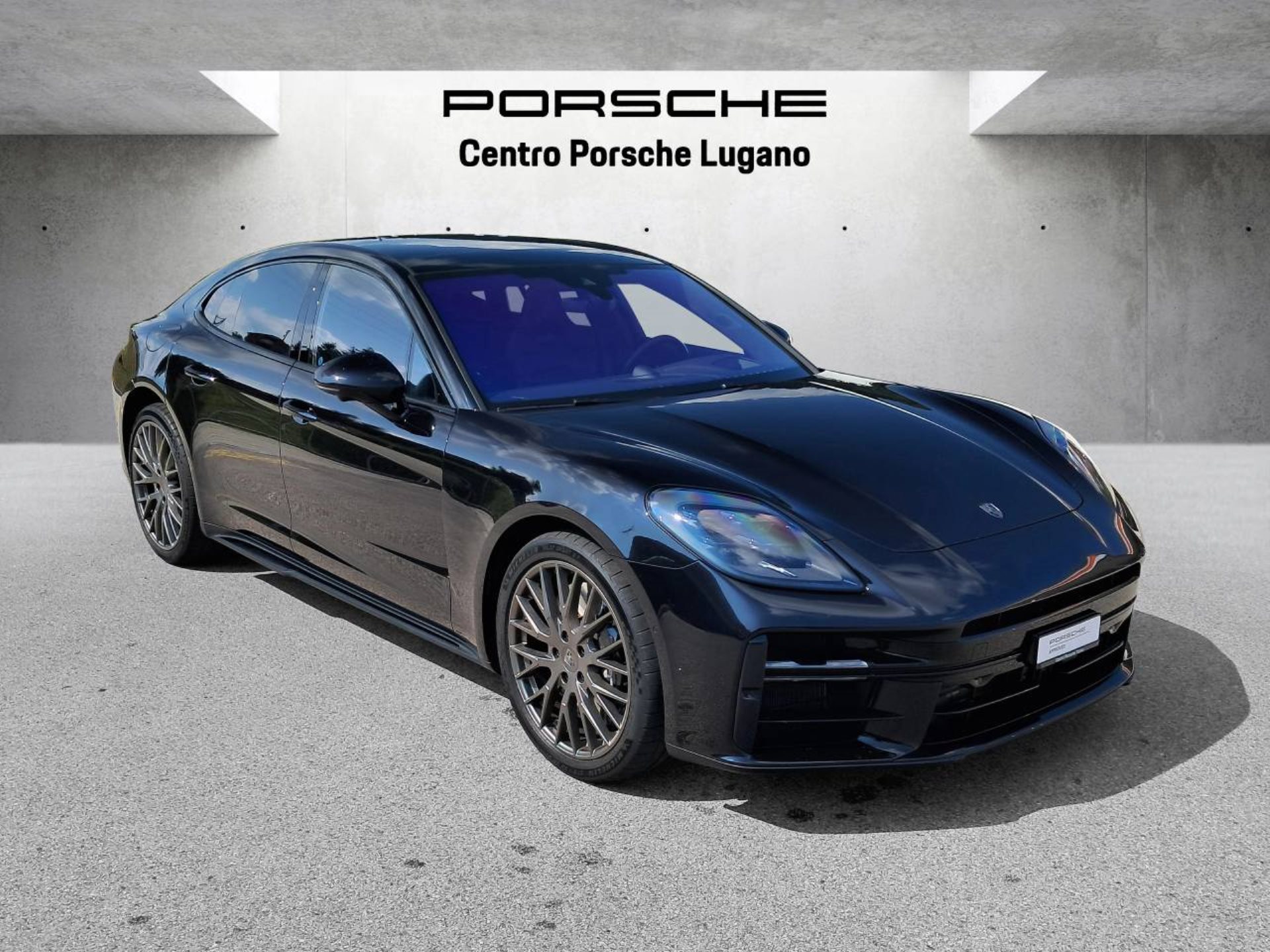 PORSCHE Panamera Turbo E-Hybrid (MY24)-image-5