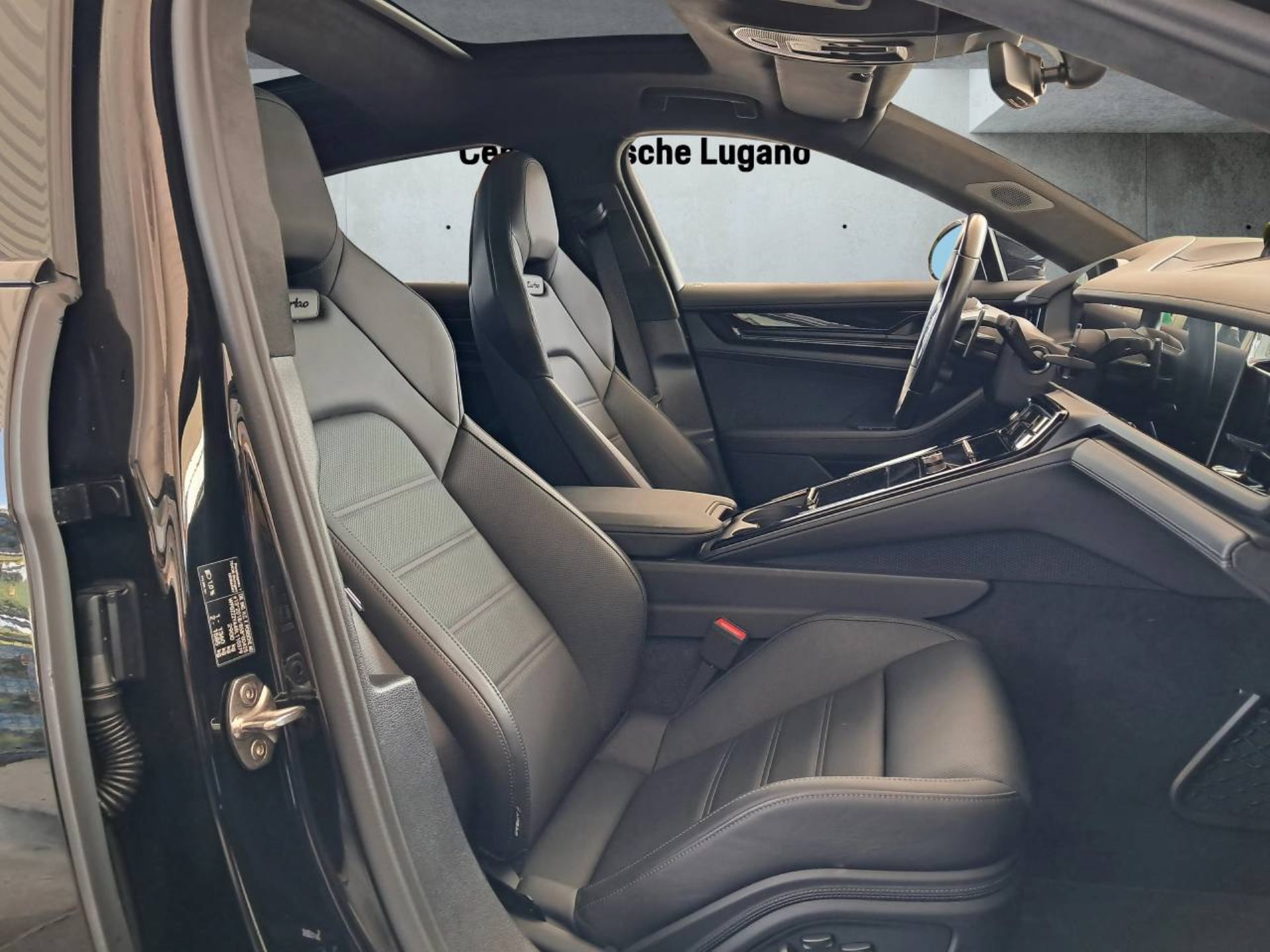 PORSCHE Panamera Turbo E-Hybrid (MY24)-image-14