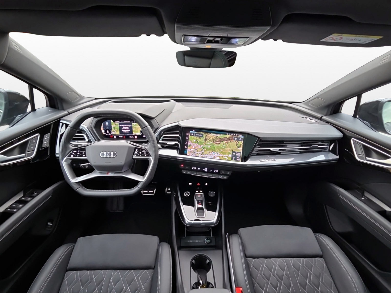 AUDI Q4 e-tron 55 quattro-image-3