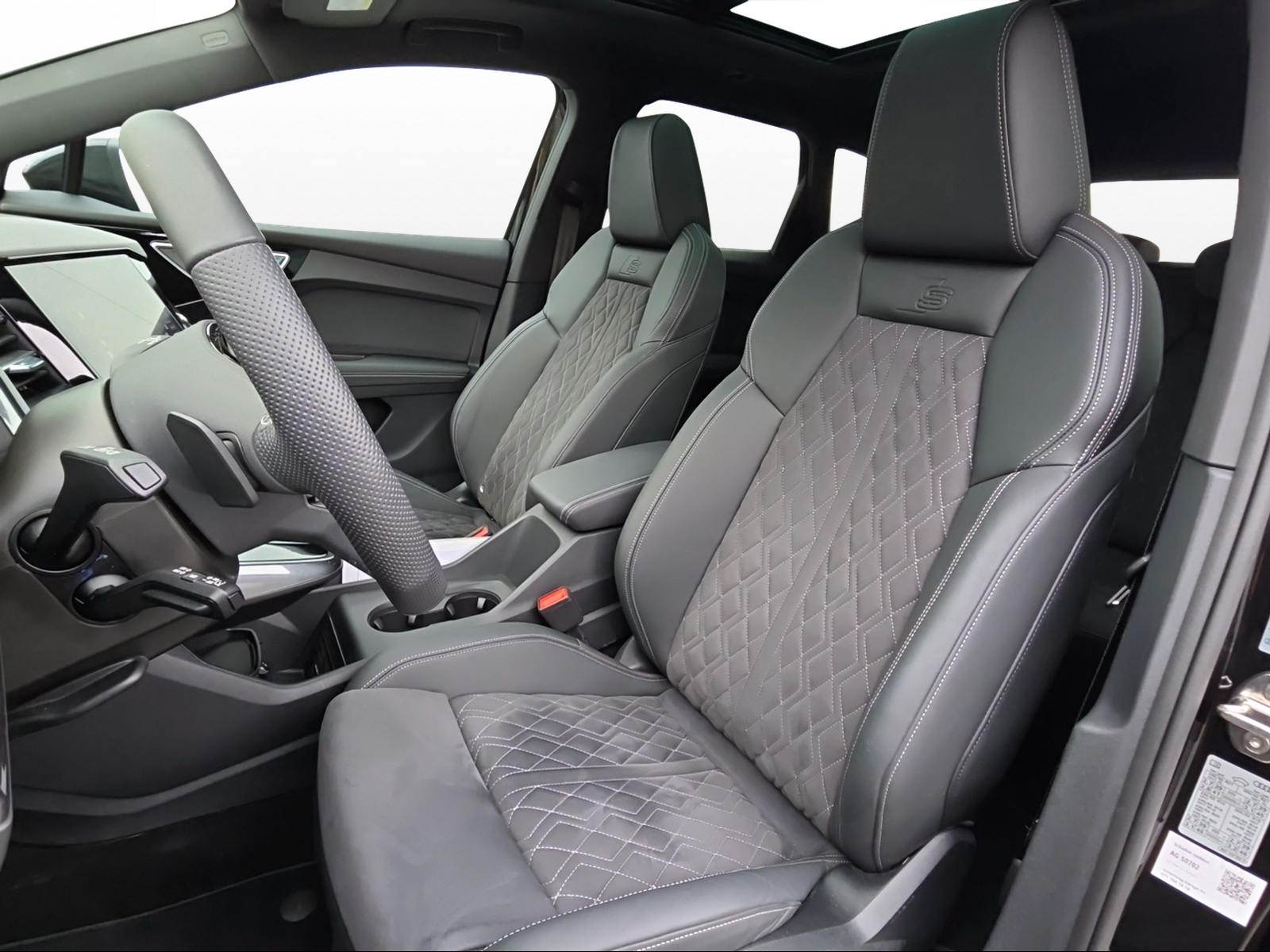 AUDI Q4 e-tron 55 quattro-image-7
