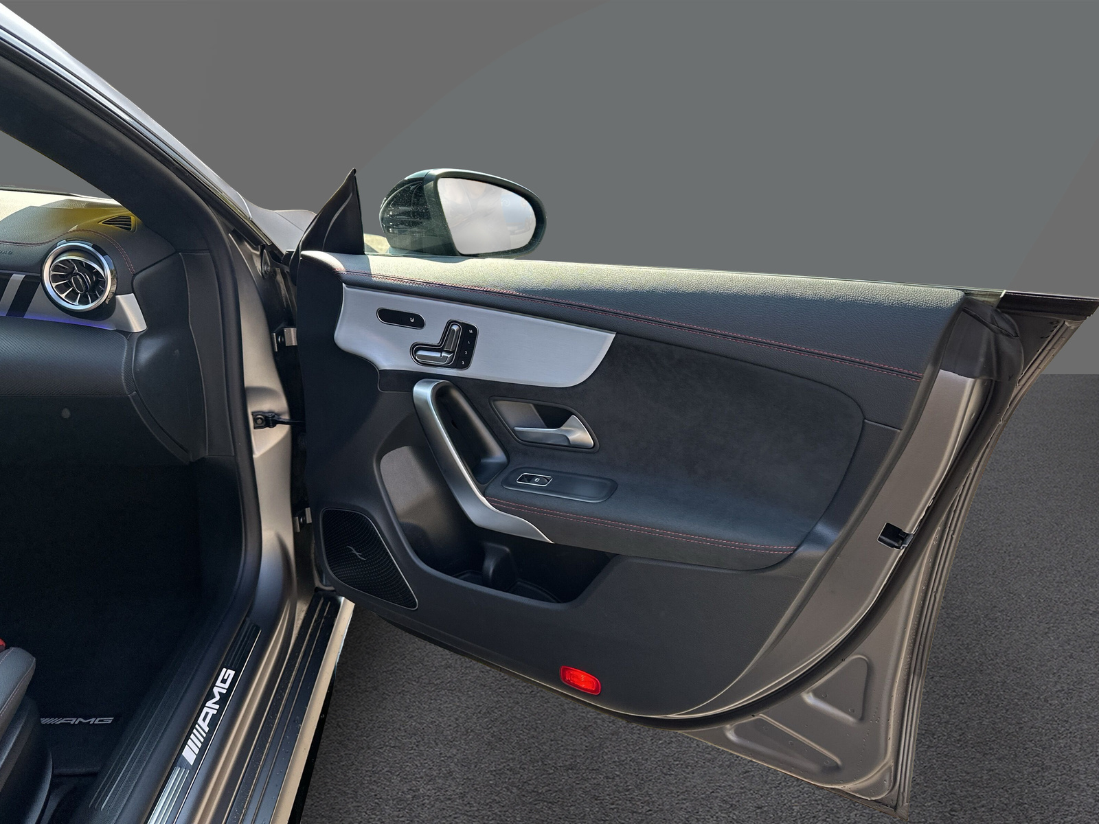 MERCEDES-BENZ CLA 35 AMG 4Matic 8G-DCT-image-16