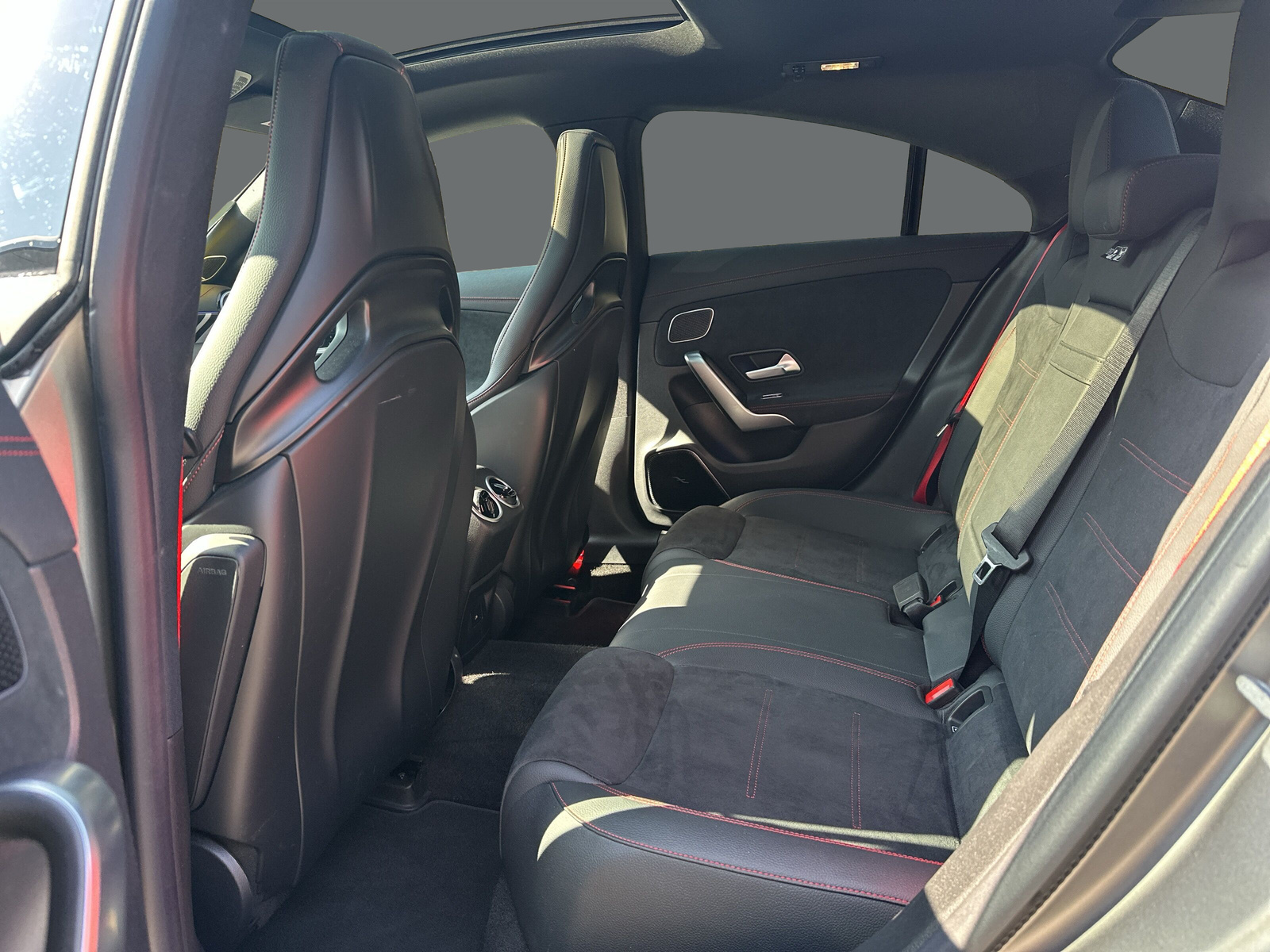 MERCEDES-BENZ CLA 35 AMG 4Matic 8G-DCT-image-13