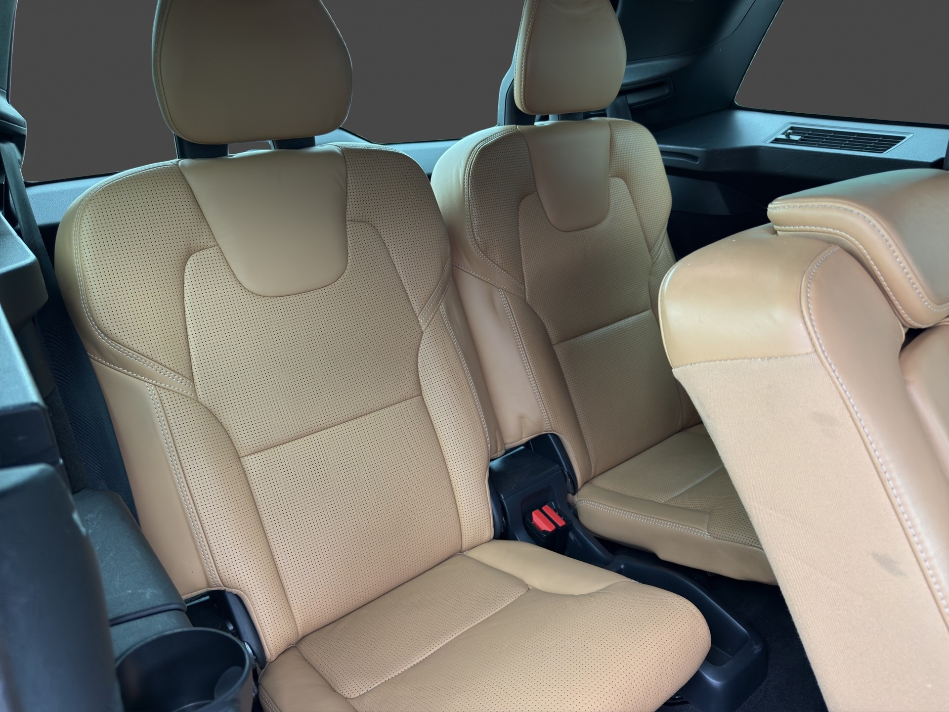 VOLVO XC90 2.0 D5 First Ed. 7P. AWD-image-14