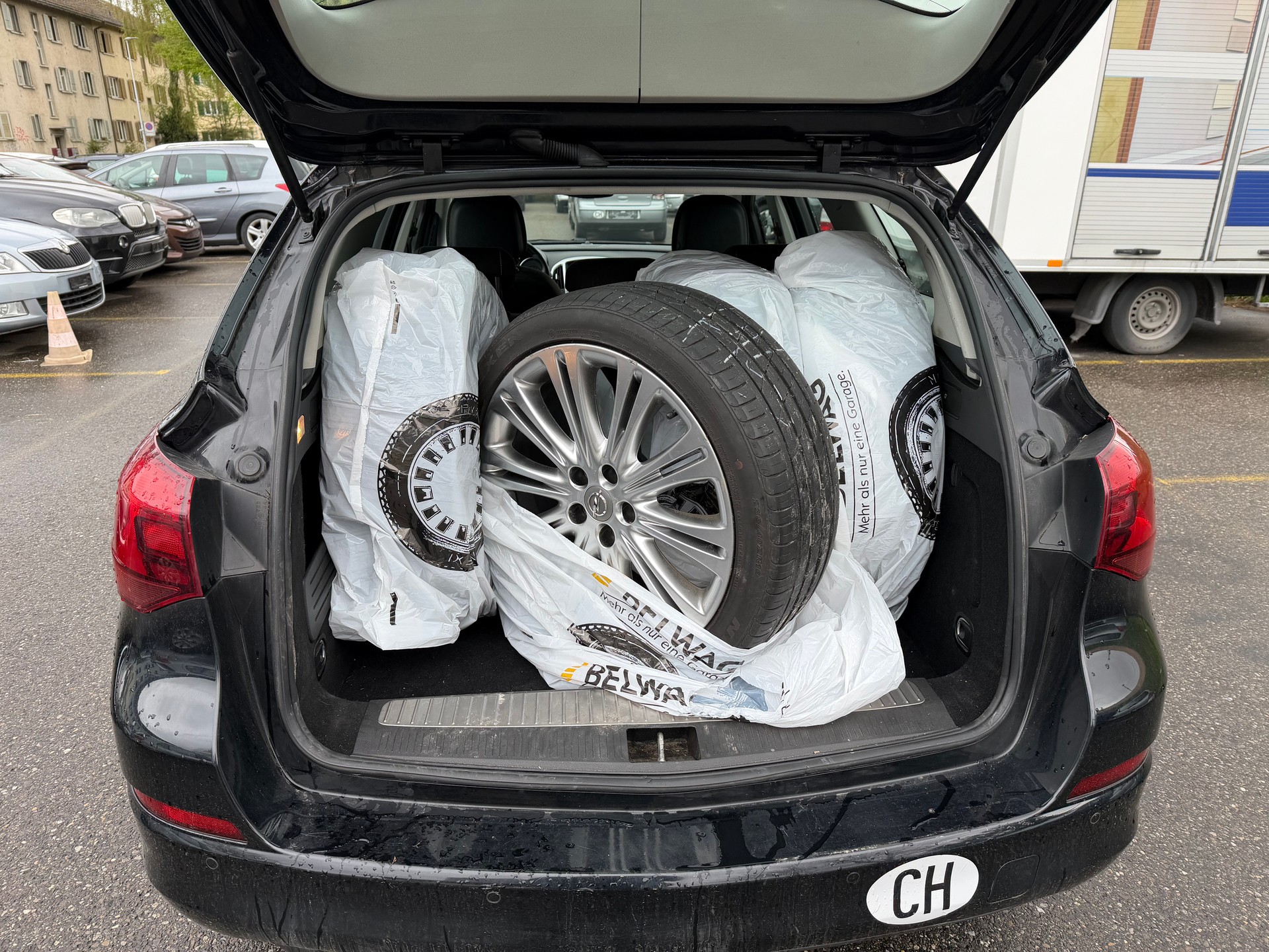 OPEL Astra SportsTourer 2.0 CDTi Enjoy-image-5