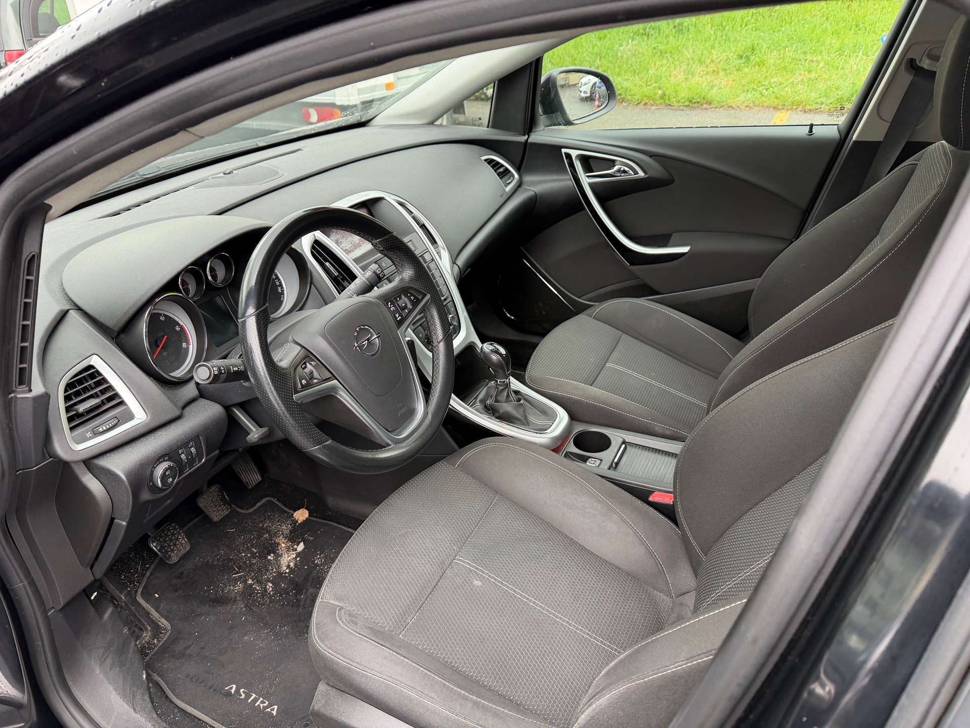 OPEL Astra SportsTourer 2.0 CDTi Enjoy-image-8
