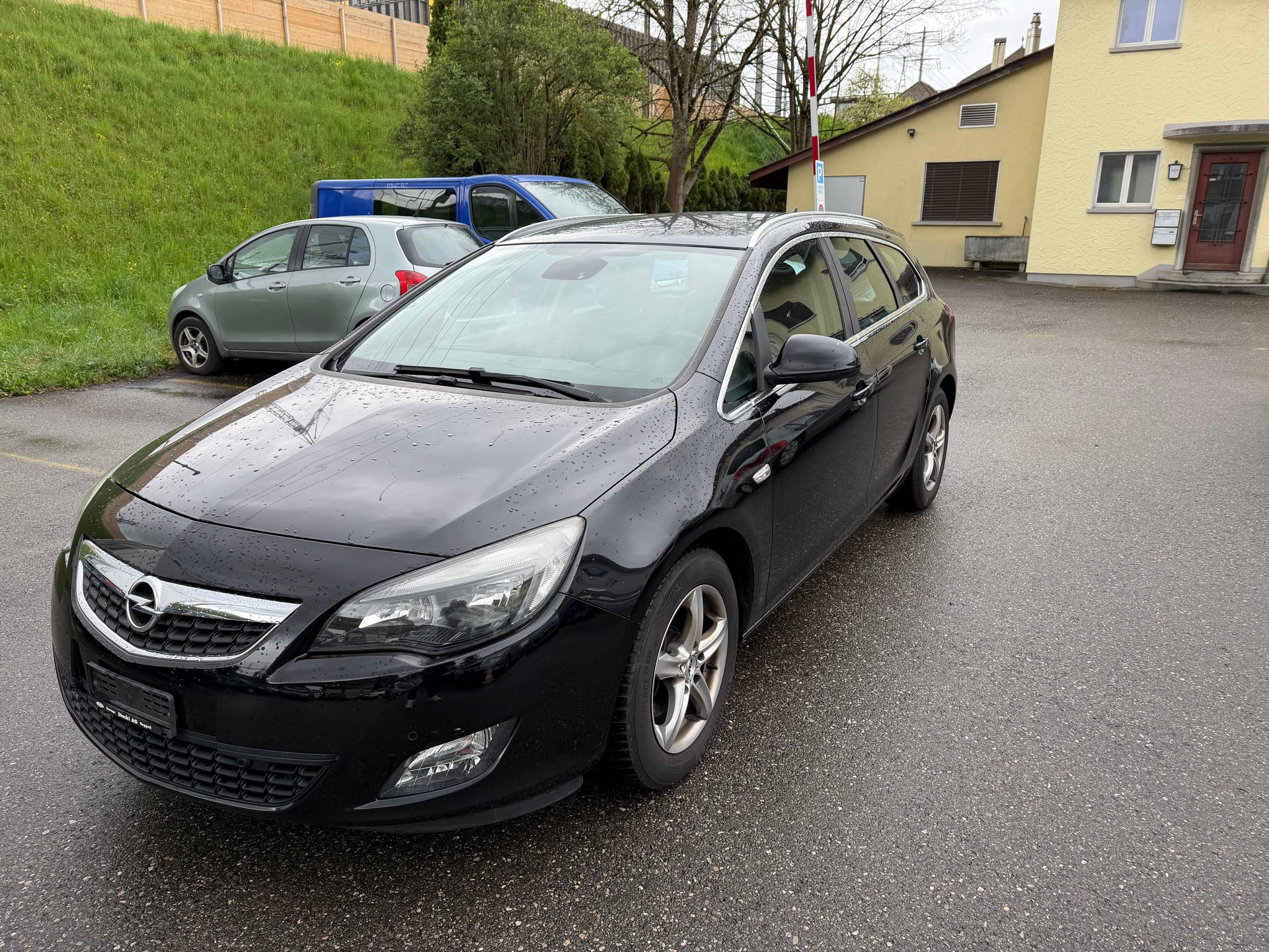 OPEL Astra SportsTourer 2.0 CDTi Enjoy-image-3