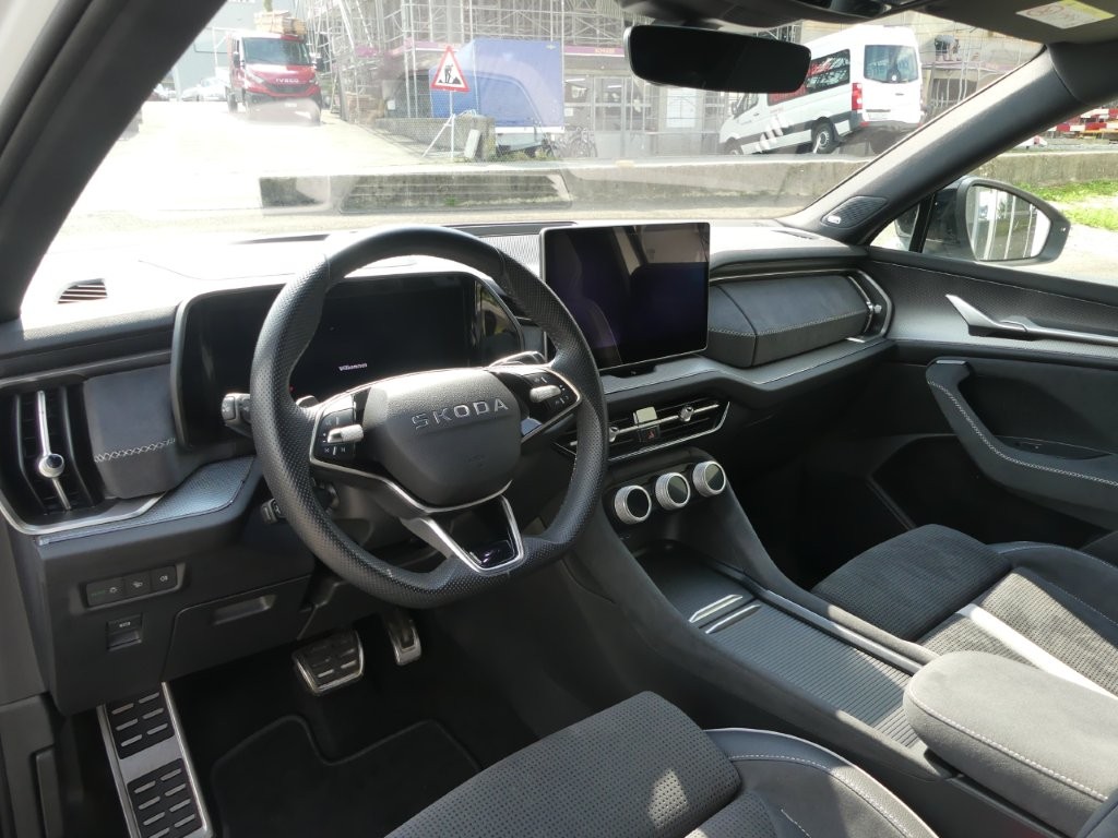 SKODA Kodiaq 2.0 TDI Sportline 4x4-image-6