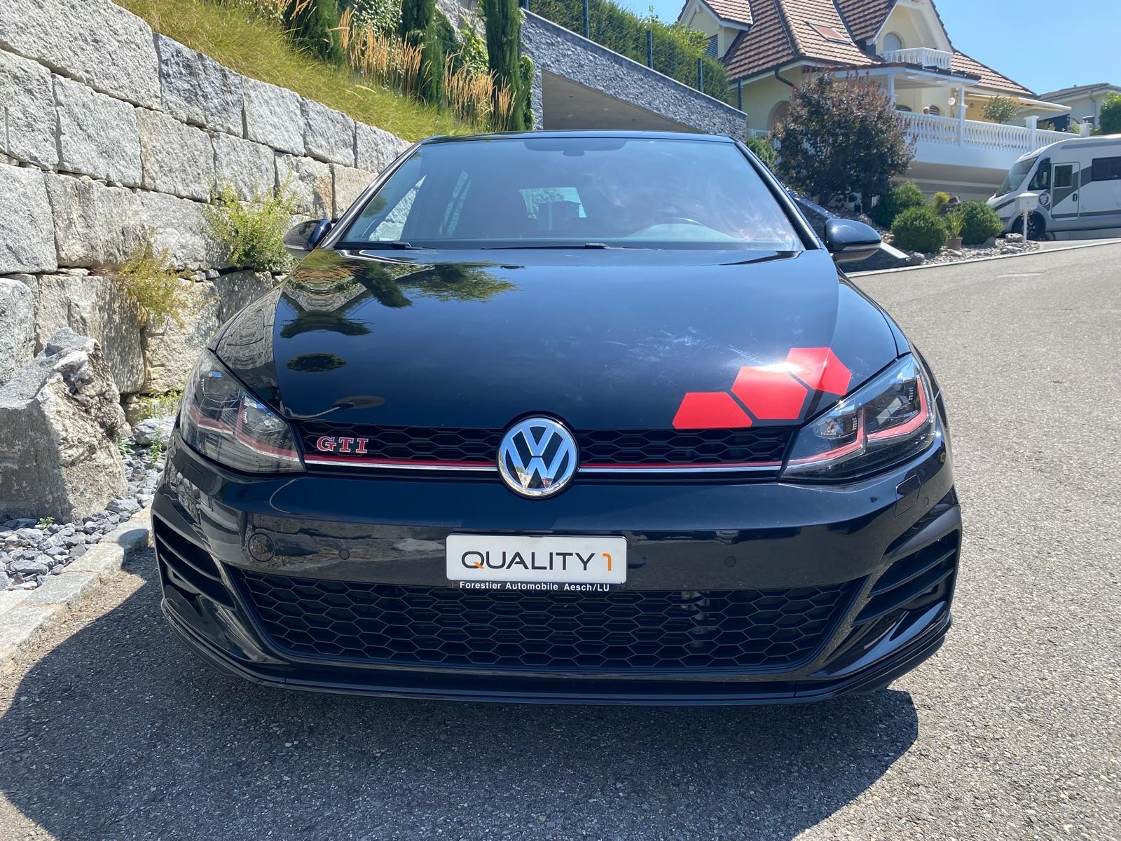 VW Golf 2.0 TSI GTI Performance DSG-image-4