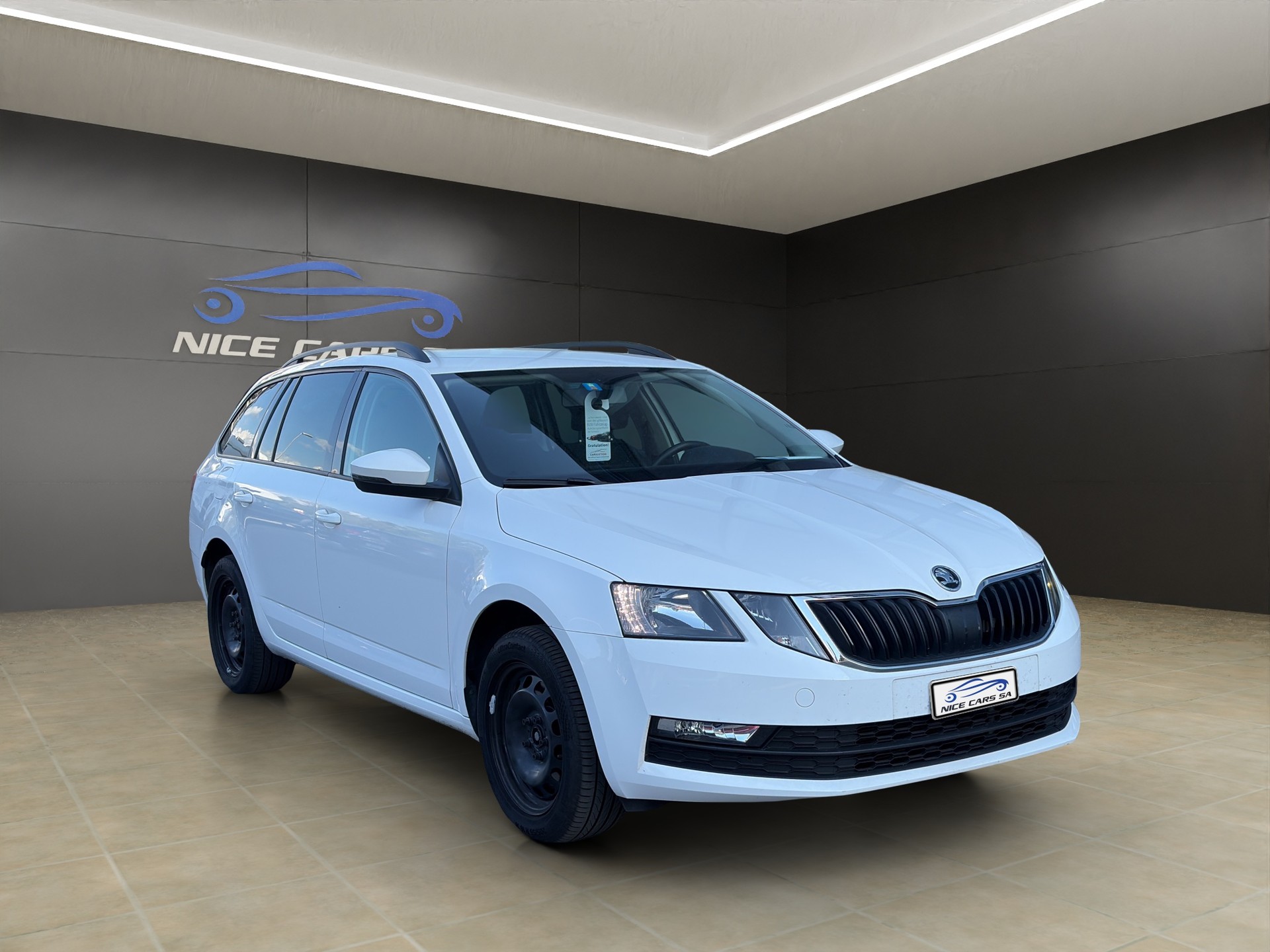 SKODA Octavia Combi 2.0 TDI Ambition 4x4 DSG-image-1