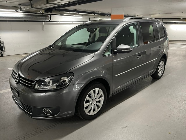 VW Touran 2.0 TDI BlueMotion Technology Highline-image-0