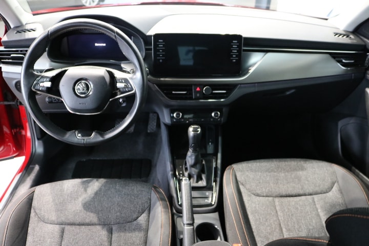SKODA Kamiq 1.0 TSI Clever DSG-image-1