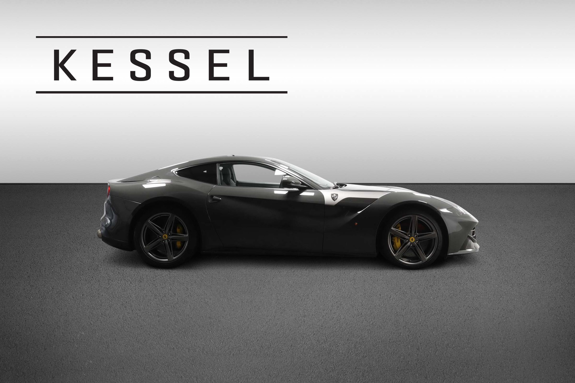 FERRARI F12 Berlinetta-image-7