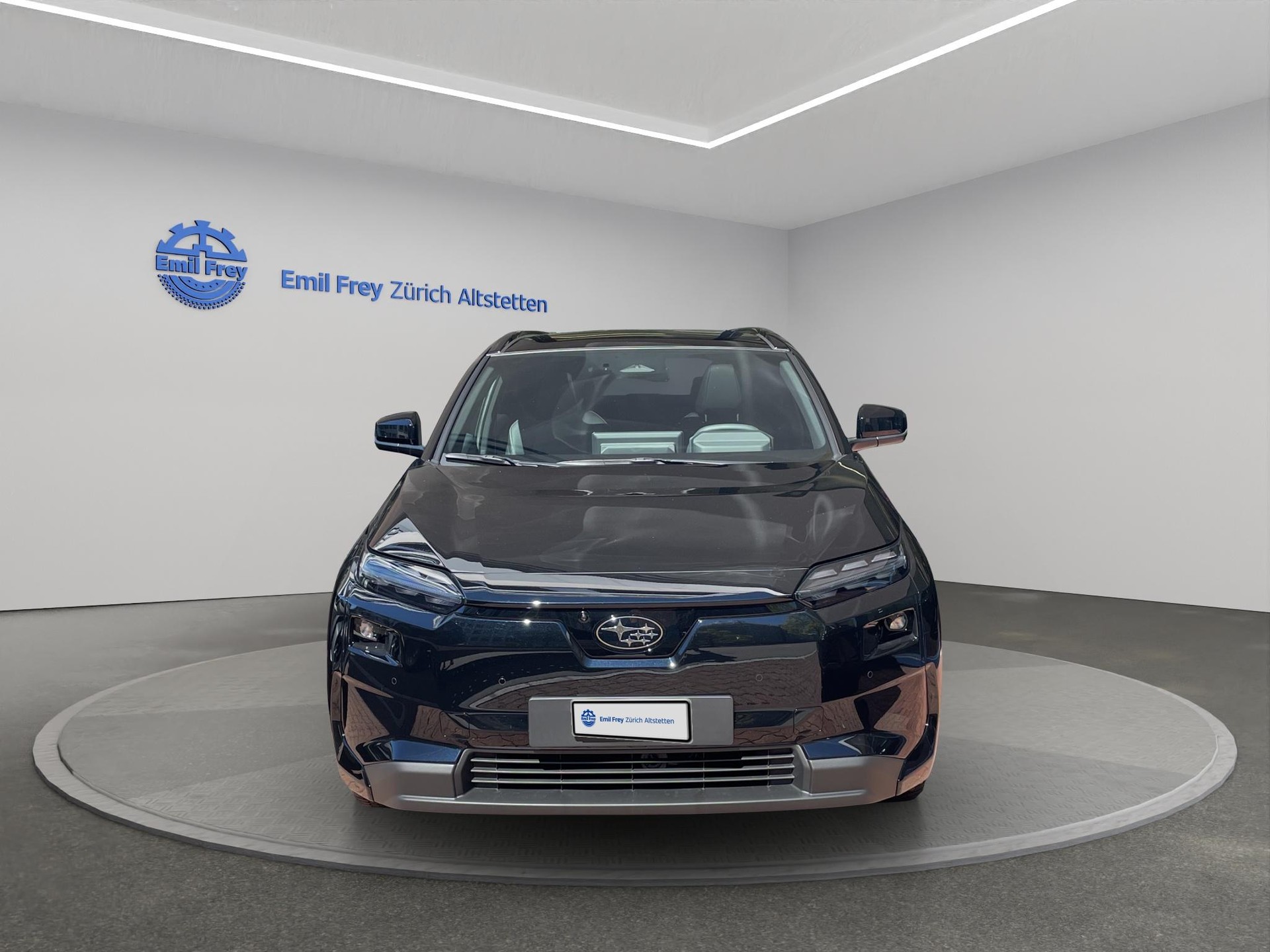 SUBARU Solterra eV Luxury AWD-showroom-element-3