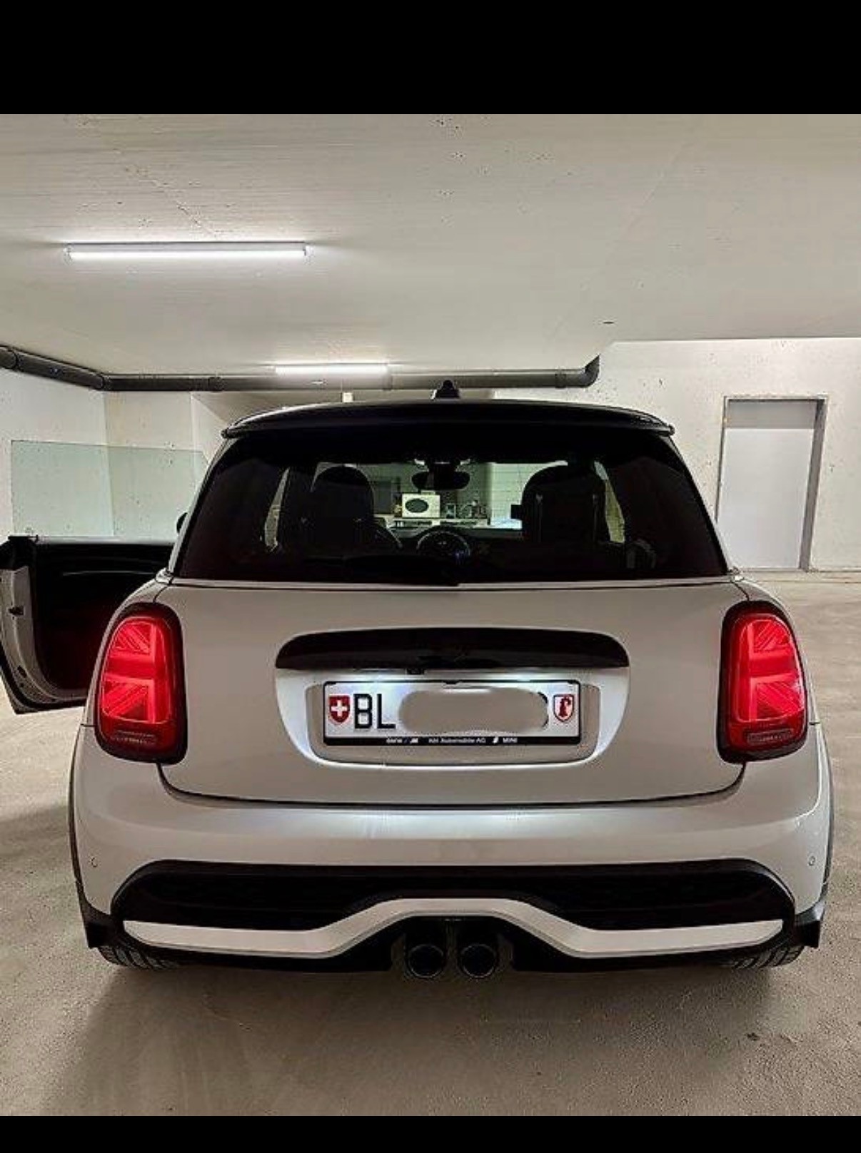 MINI 2.0i Cooper S DGK-image-3