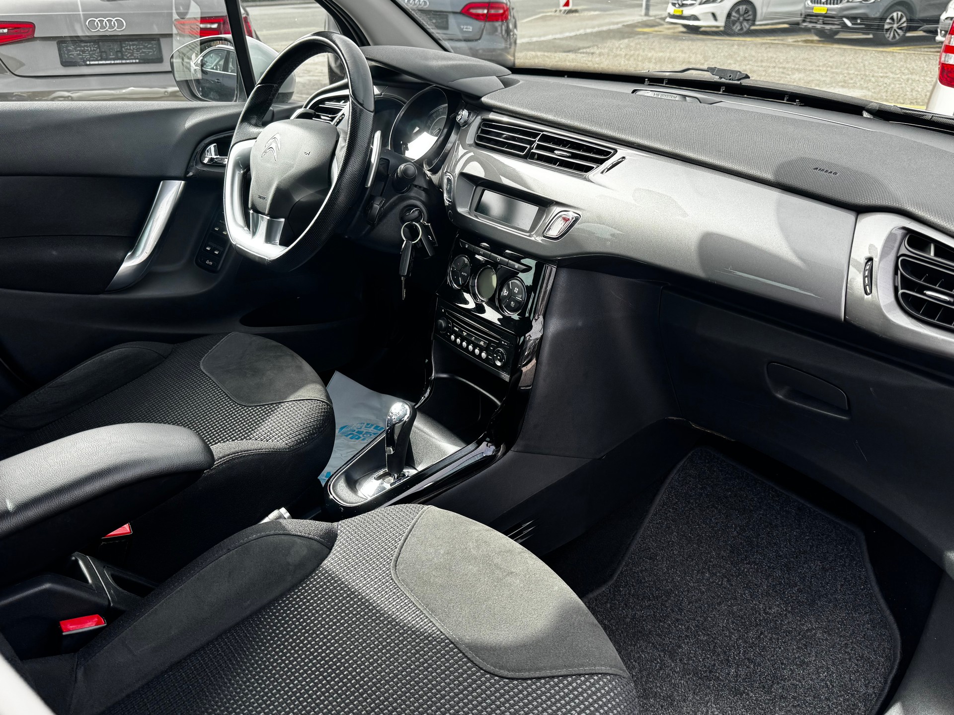 CITROEN C3 1.4i 16V Séduction EGS5-image-8
