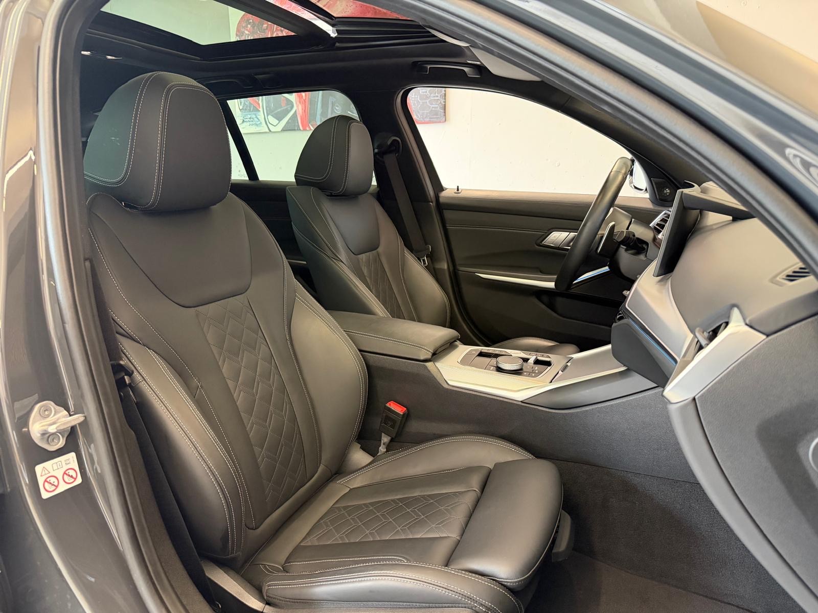BMW M340i xDrive 48V Touring Steptronic M Sport INDIVIDUAL-image-18
