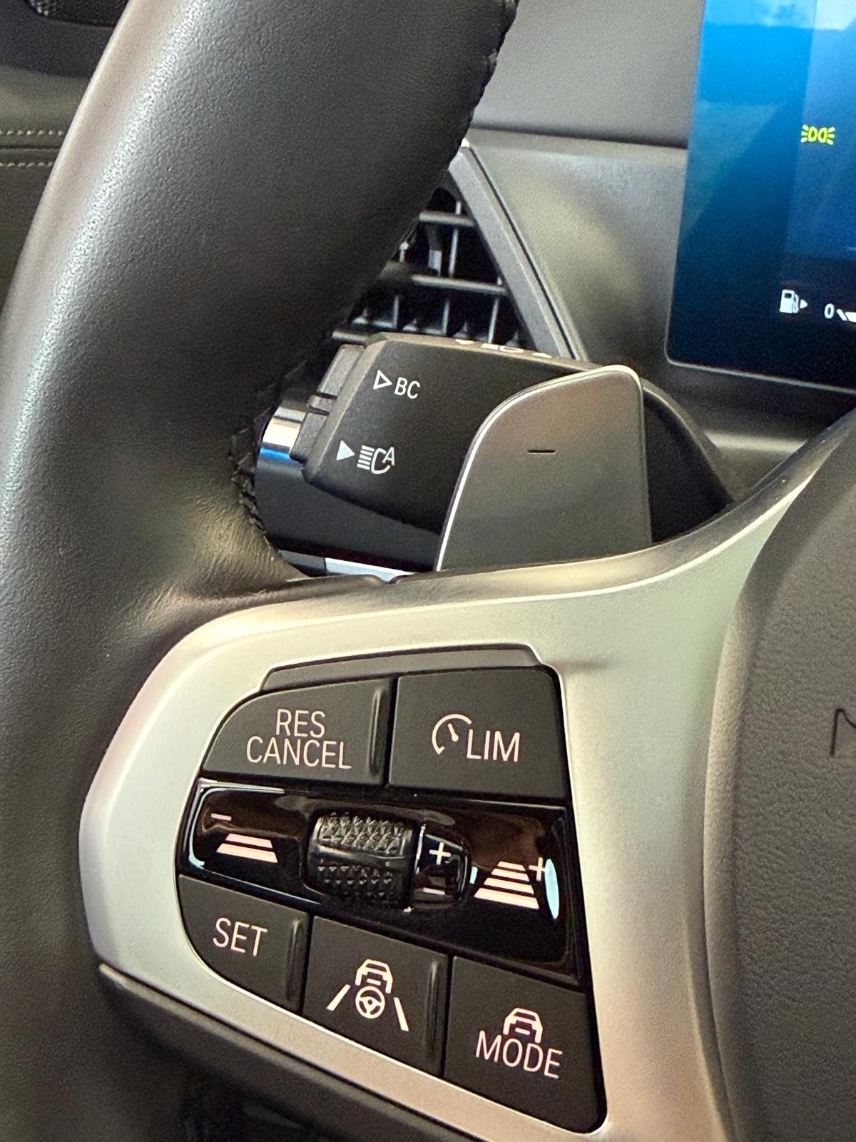 BMW M340i xDrive 48V Touring Steptronic M Sport INDIVIDUAL-image-25