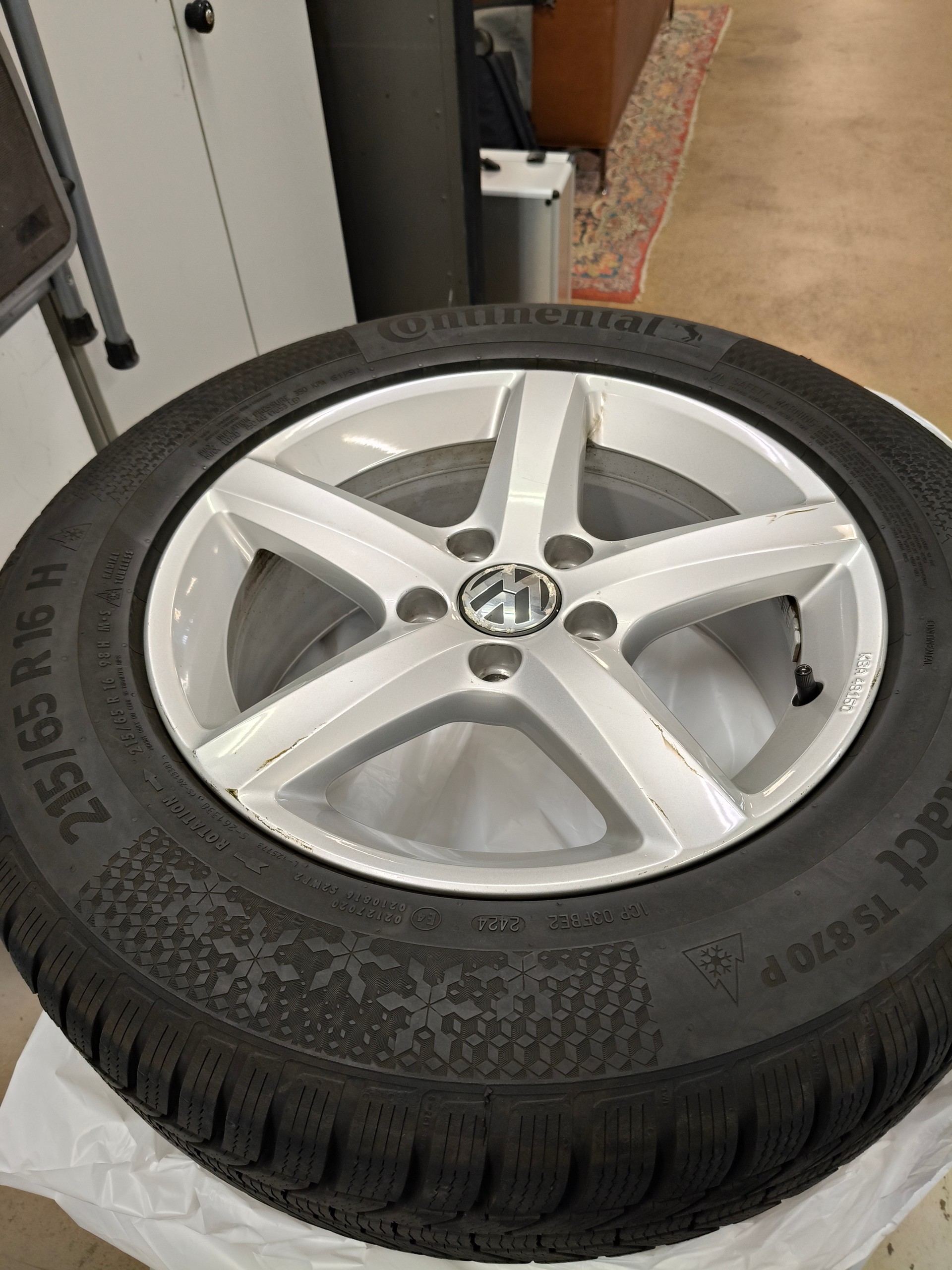 VW Tiguan 2.0 TSI R-Line Design 4Motion DSG-image-30