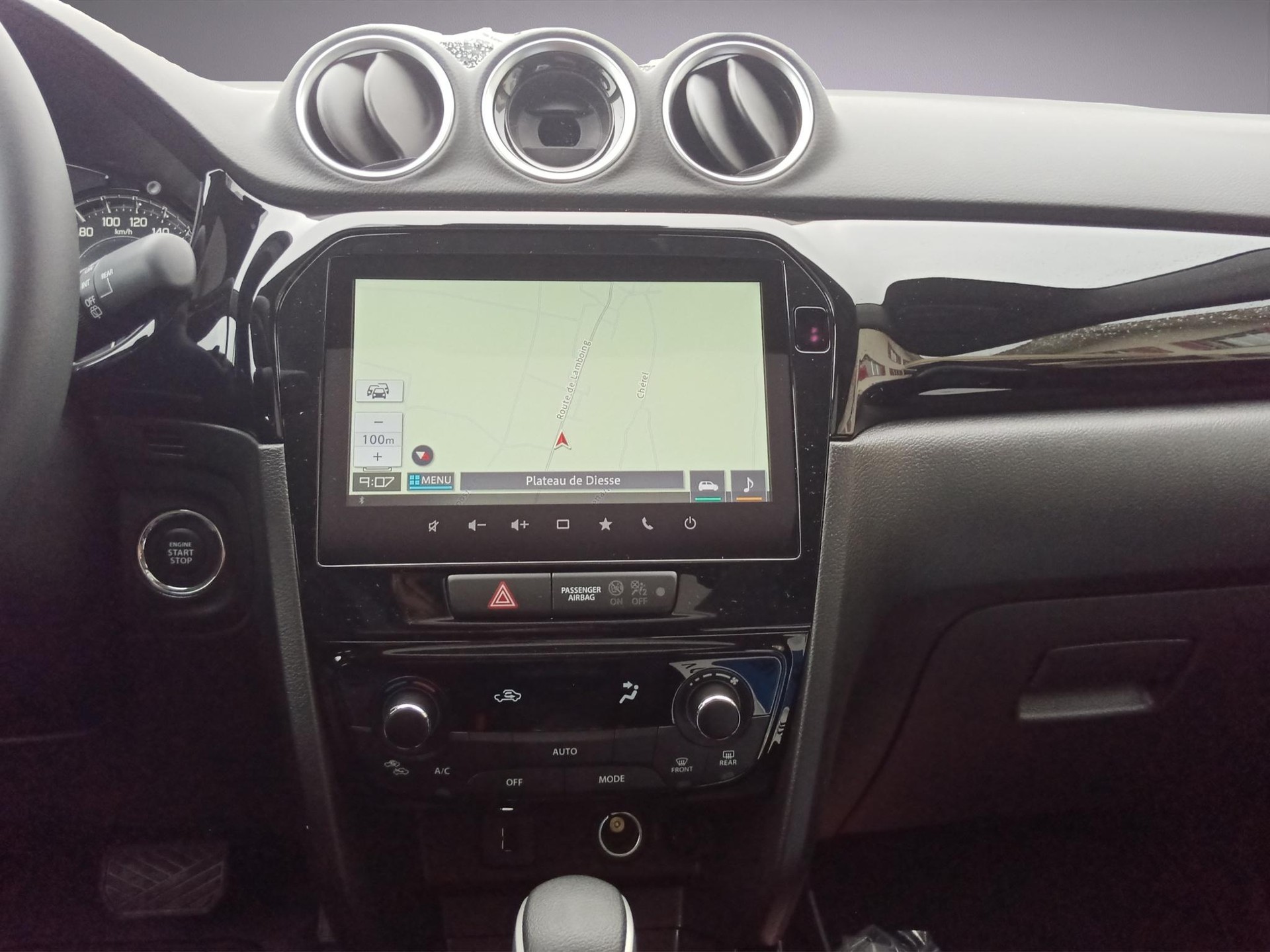 SUZUKI Vitara 1.4 T Black Edition Top Hybrid 4x4-image-13
