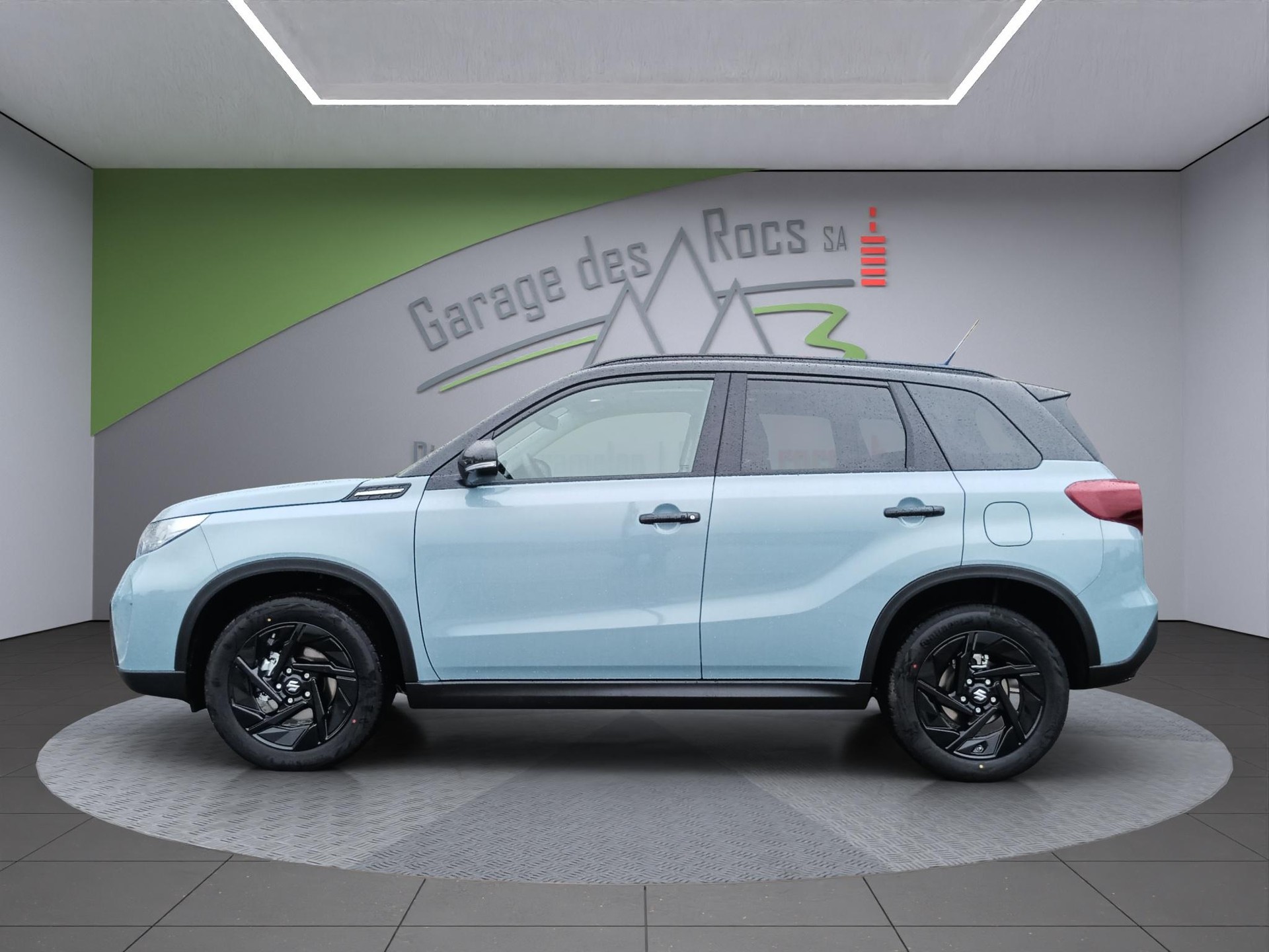 SUZUKI Vitara 1.4 T Black Edition Top Hybrid 4x4-image-4
