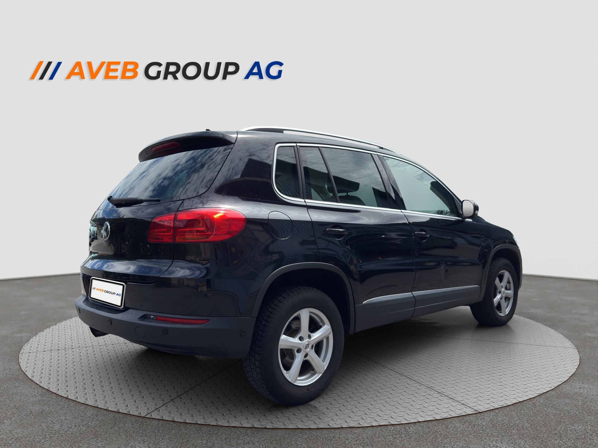 VW Tiguan 2.0 TSI Sport&Style 4Motion DSG-image-5