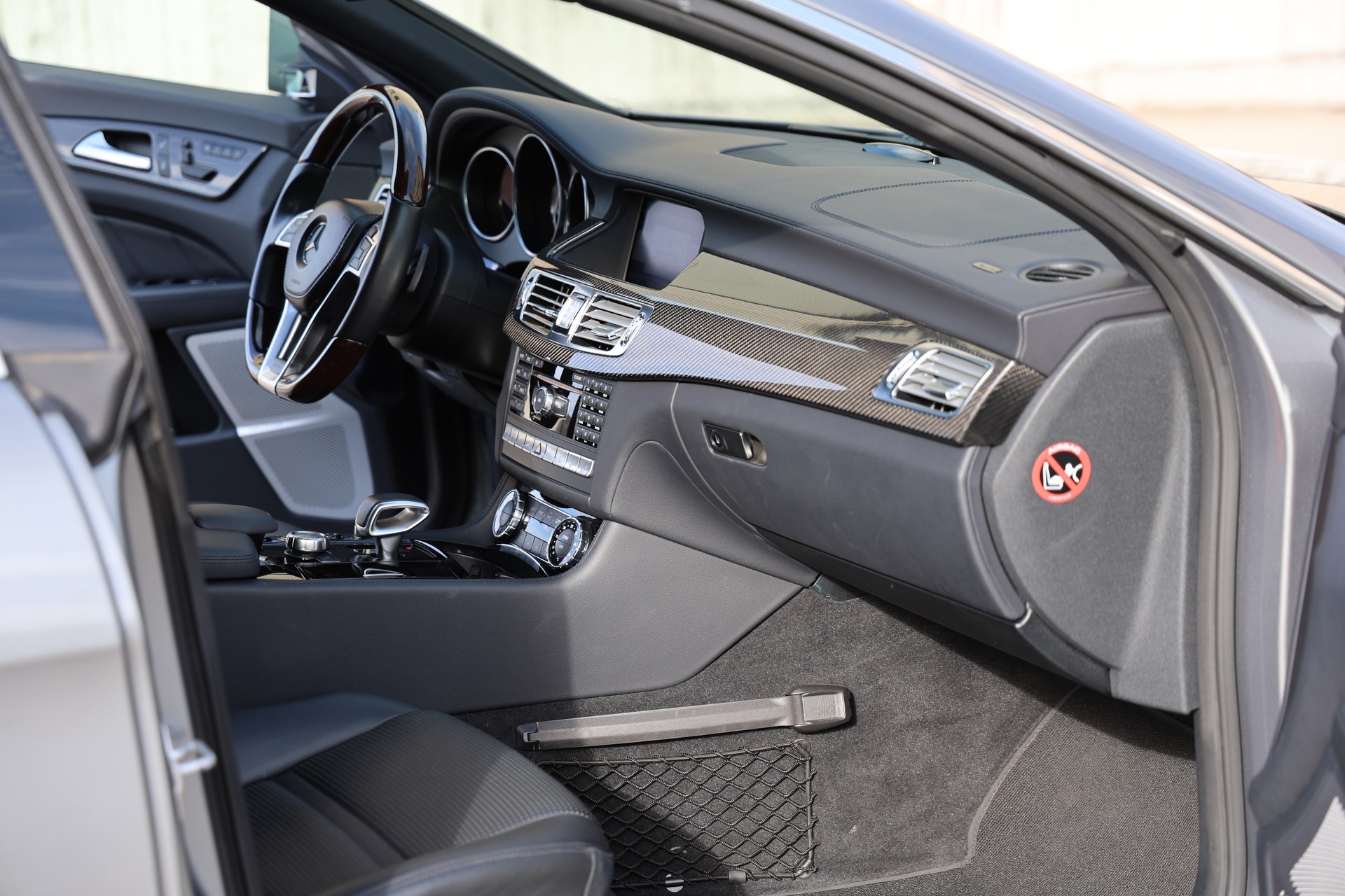 MERCEDES-BENZ CLS 63 AMG-image-7