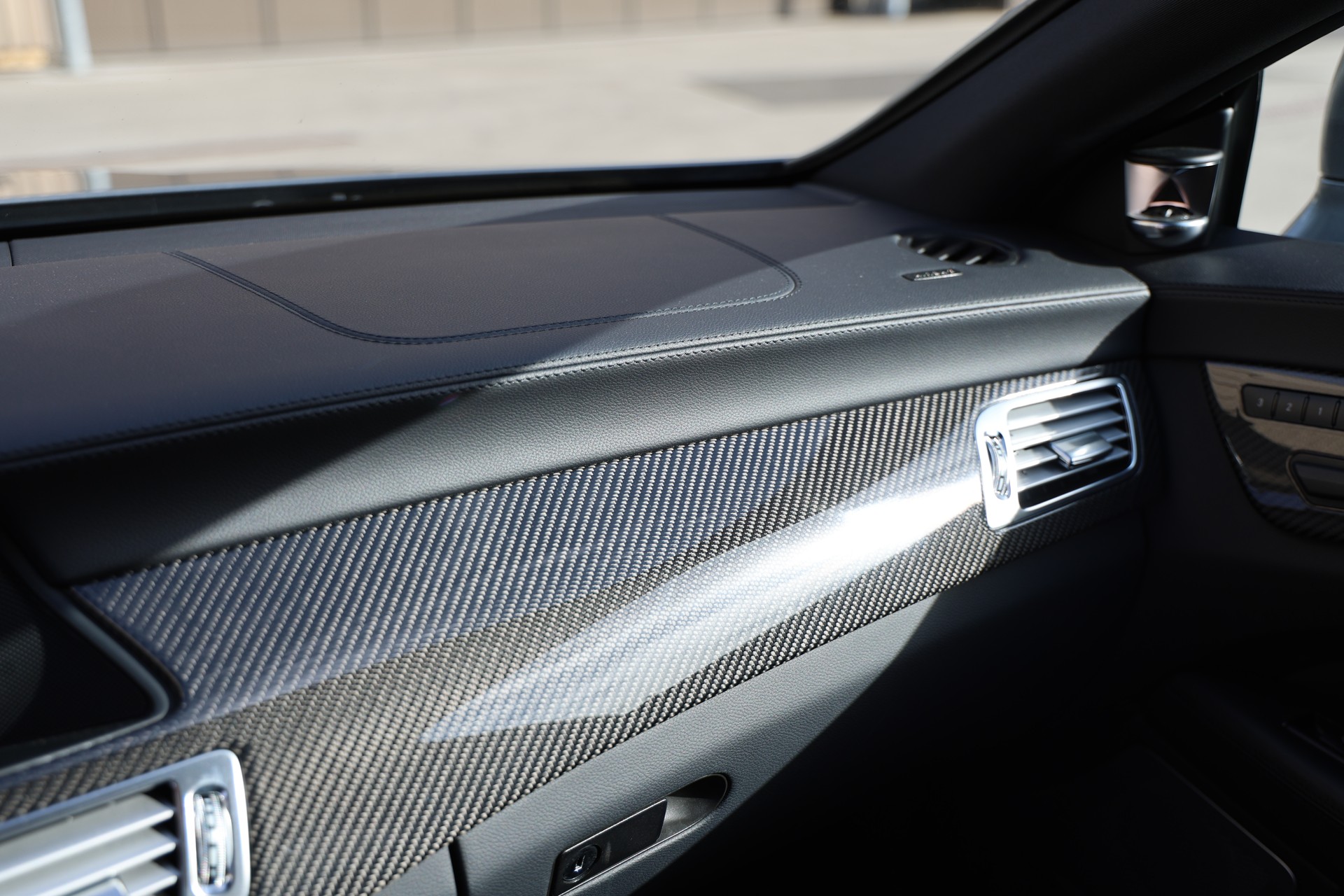 MERCEDES-BENZ CLS 63 AMG-image-8