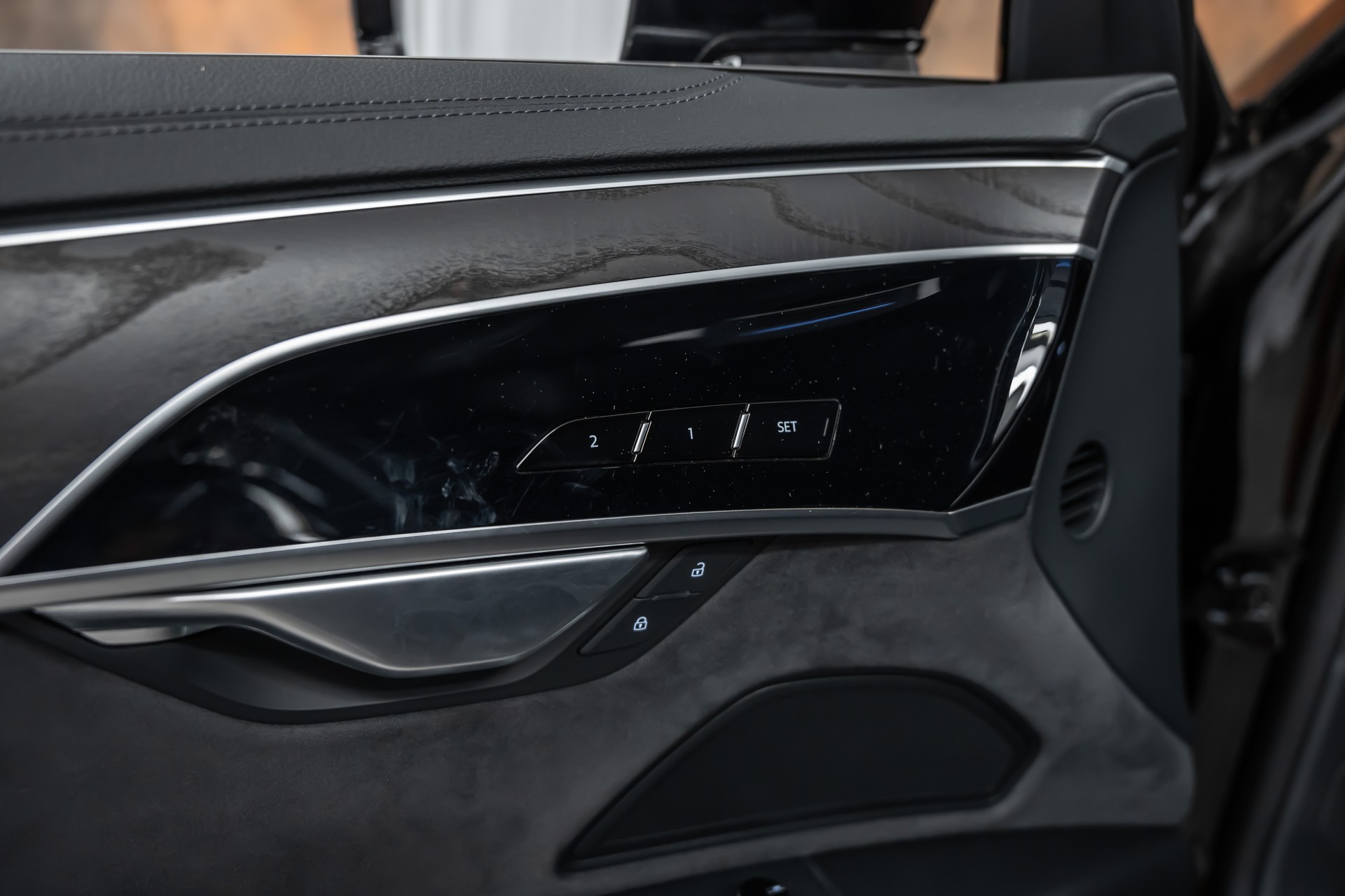 AUDI A8 50 TDI quattro tiptronic *Facelift*HD-Matrix*21"RS*Werksgarantie*-image-21