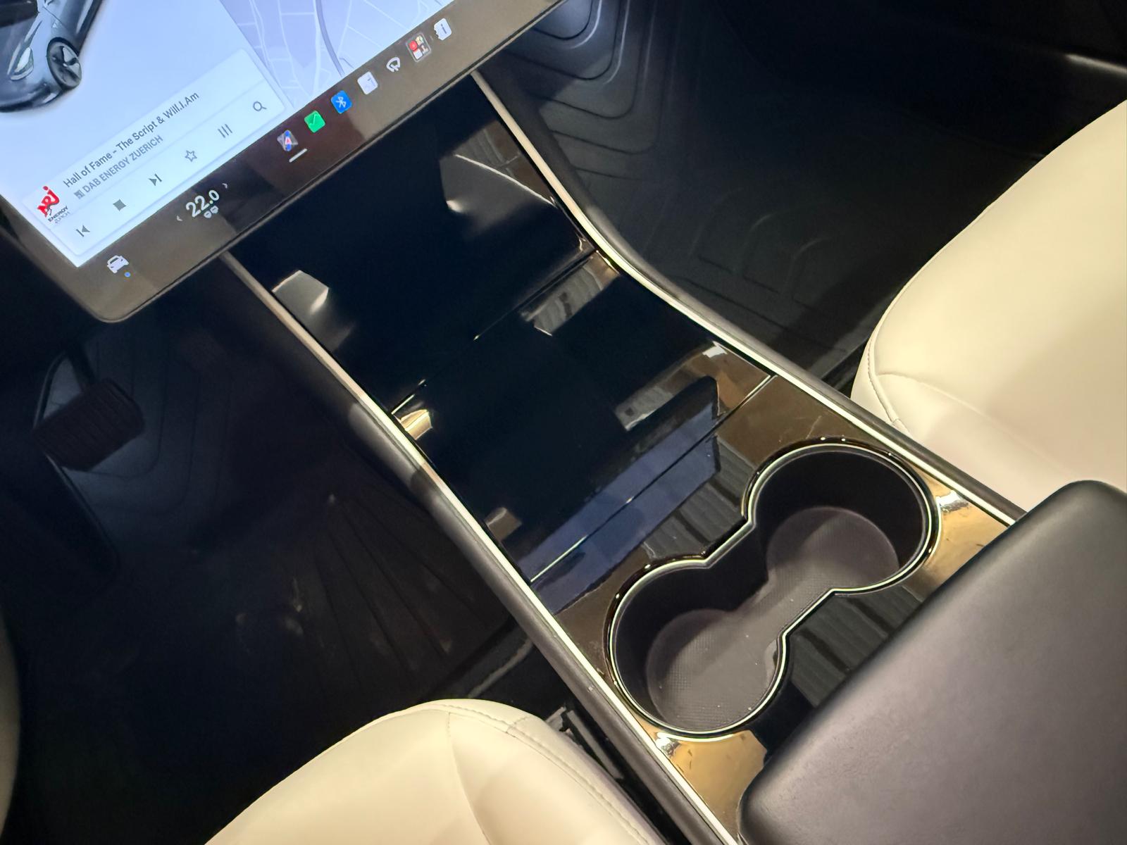 TESLA Model 3 Long Range Dual Motor AWD-image-24
