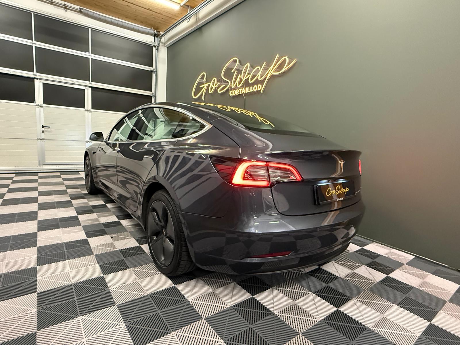 TESLA Model 3 Long Range Dual Motor AWD-image-3