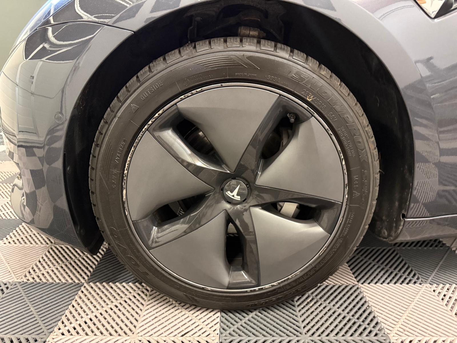 TESLA Model 3 Long Range Dual Motor AWD-image-27