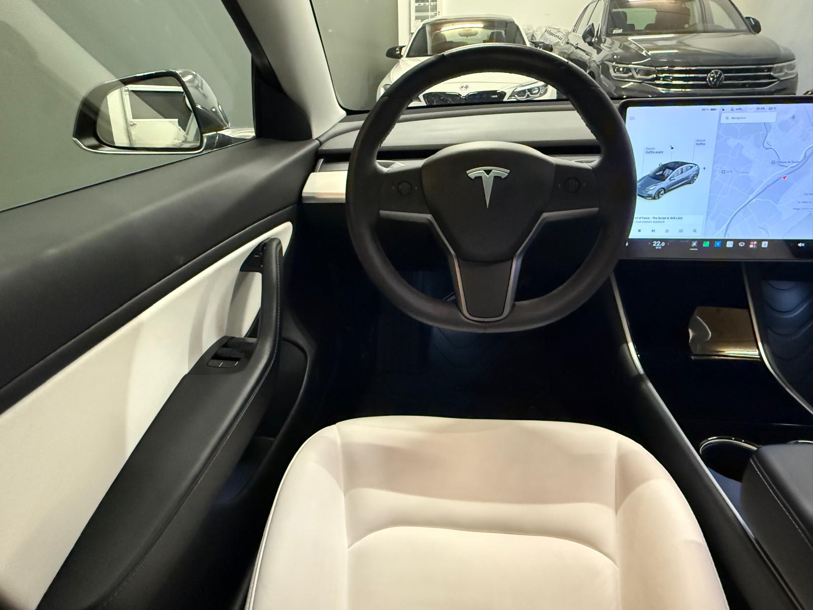 TESLA Model 3 Long Range Dual Motor AWD-image-18