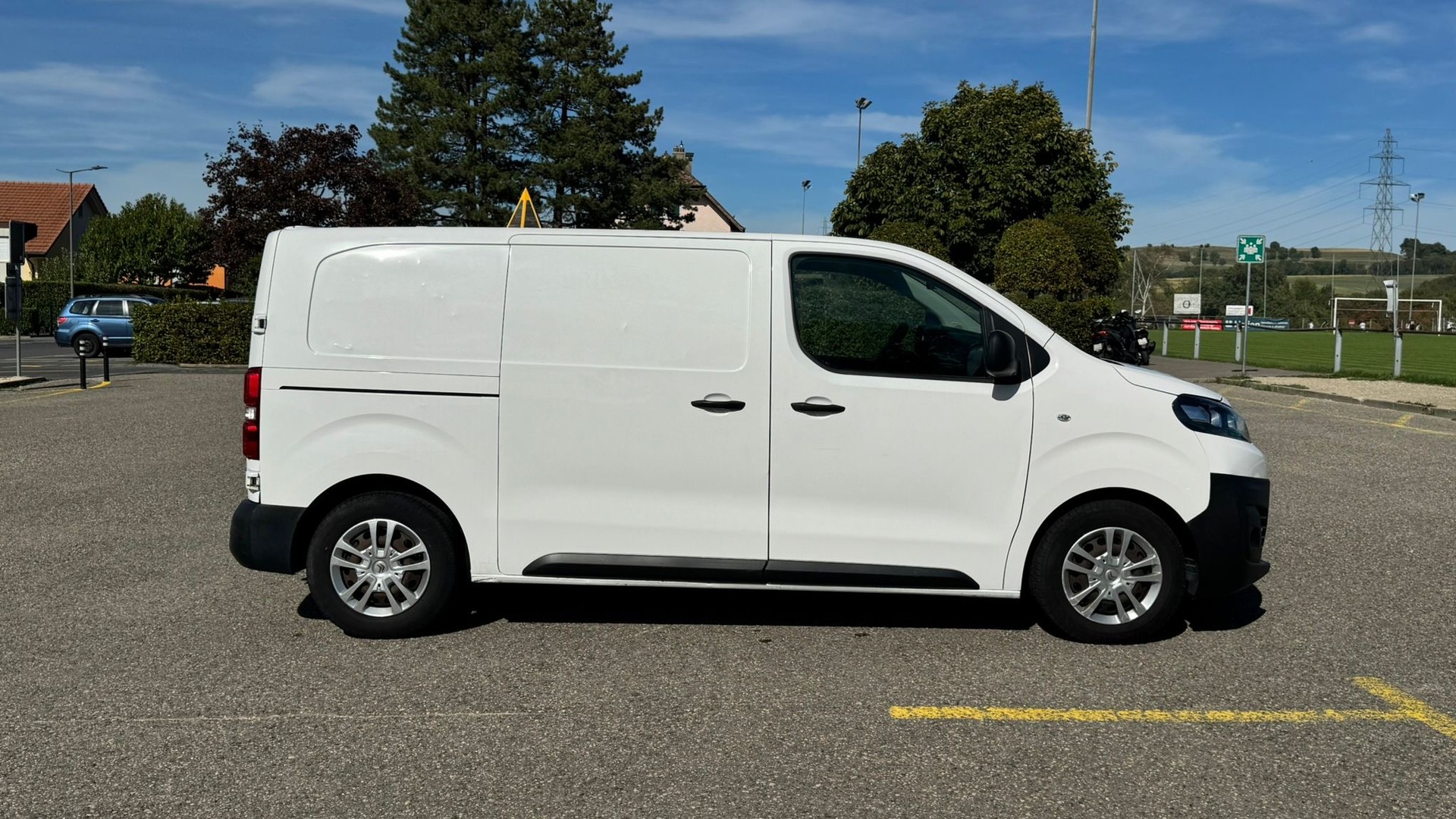 CITROEN Jumpy 2.0 BlueHDi 150 S&S M Attraction-image-5
