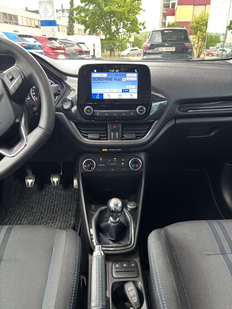 FORD Fiesta 1.5 EcoB ST-image-2