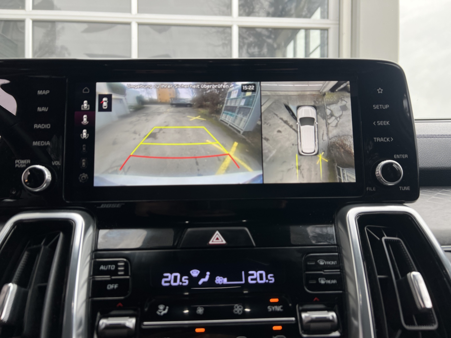 KIA Sorento 1.6 T-GDi Hybrid Style 5P-image-13