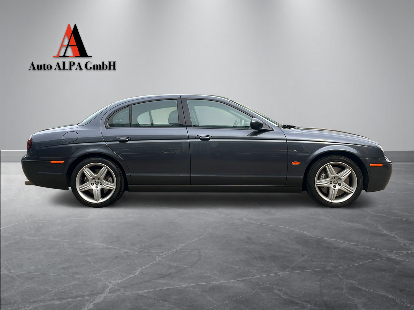 JAGUAR JAGUAR S-Type R 4.2 V8 SUPERCHARGED – BRITISCHE ELEGANZ MIT V8-KRAFT | R-AUSFÜHRUNG |-image-4