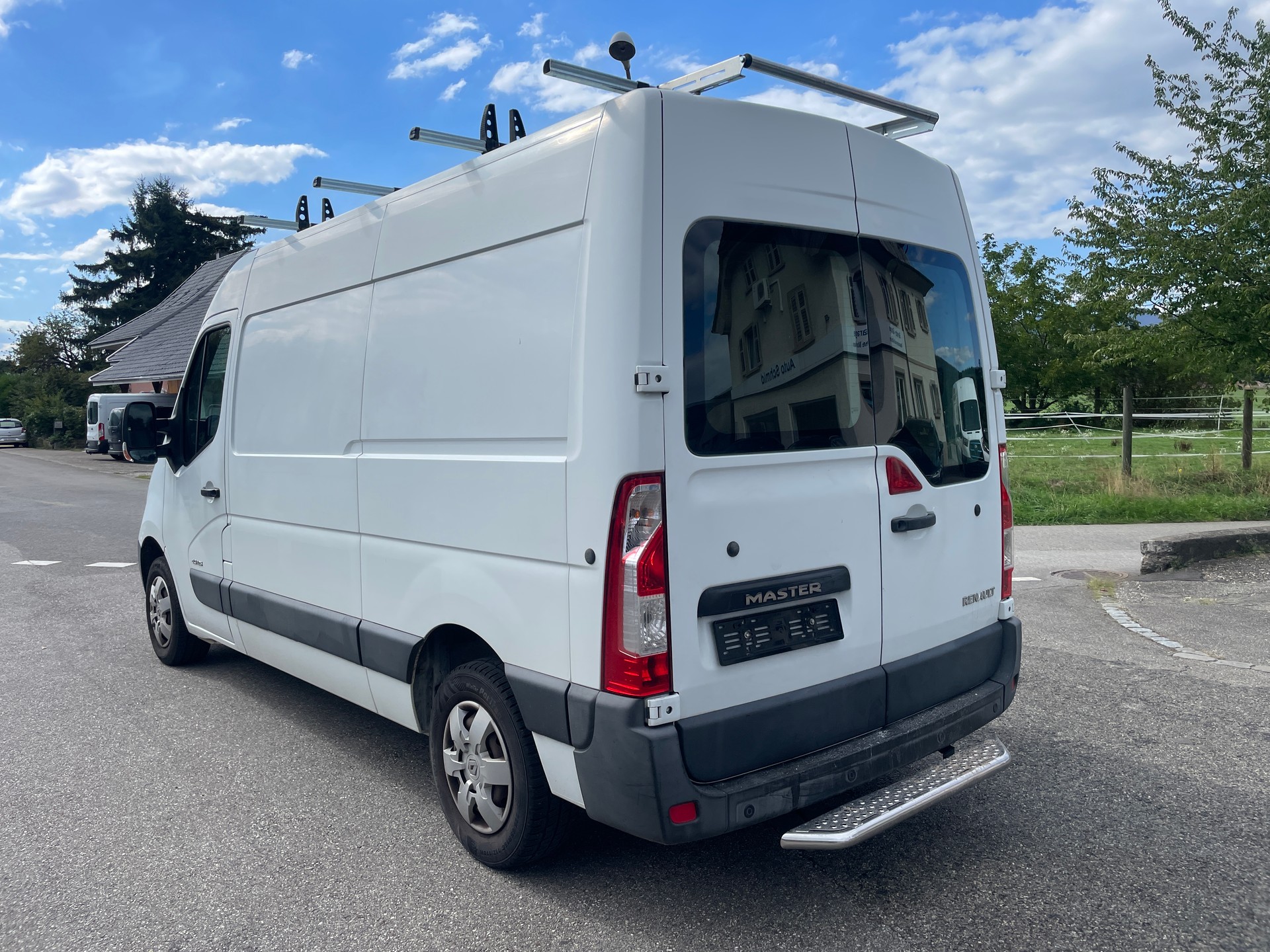 RENAULT Master T35 2.3dCi L2H2-image-2