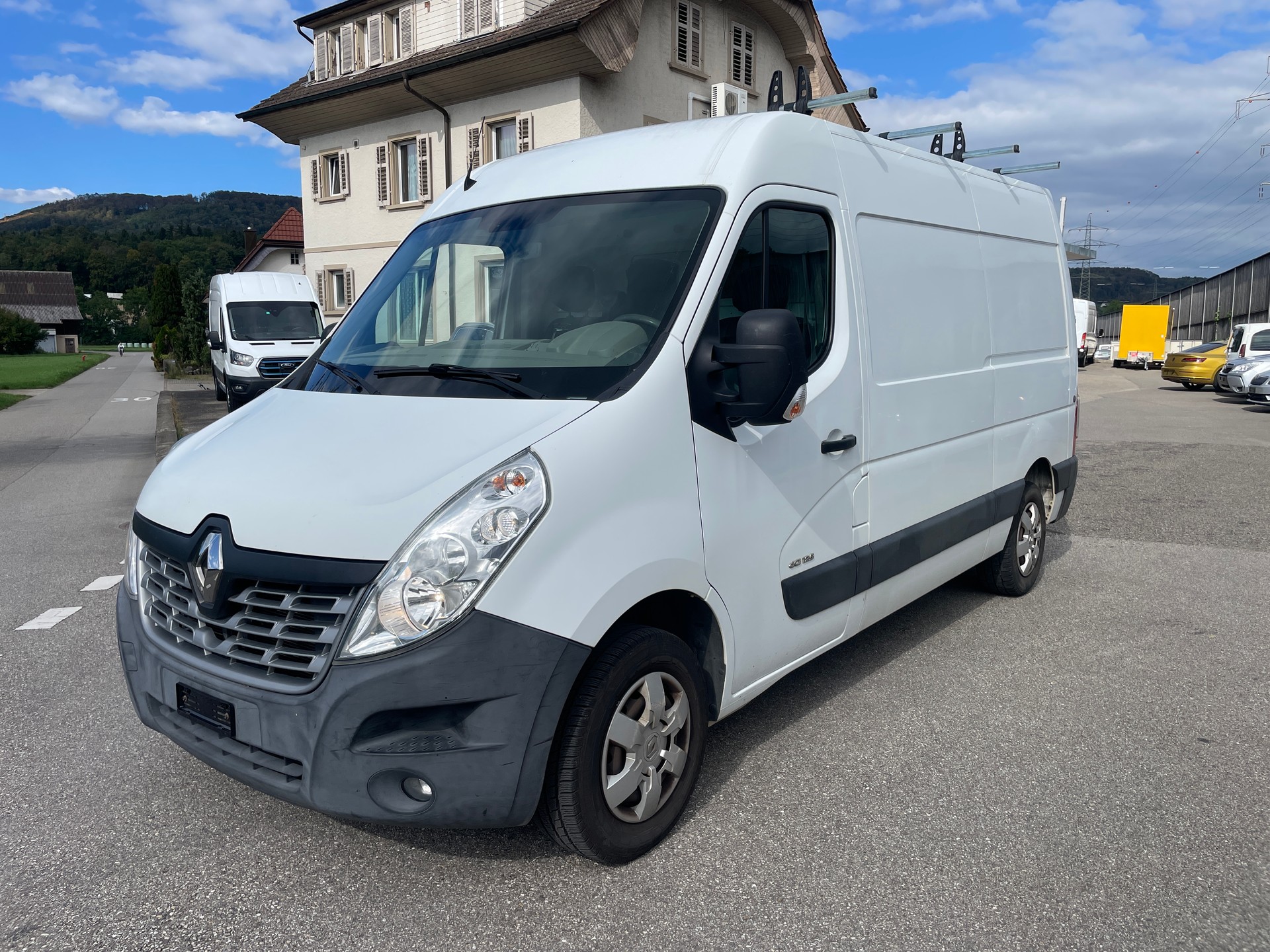 RENAULT Master T35 2.3dCi L2H2-image-0